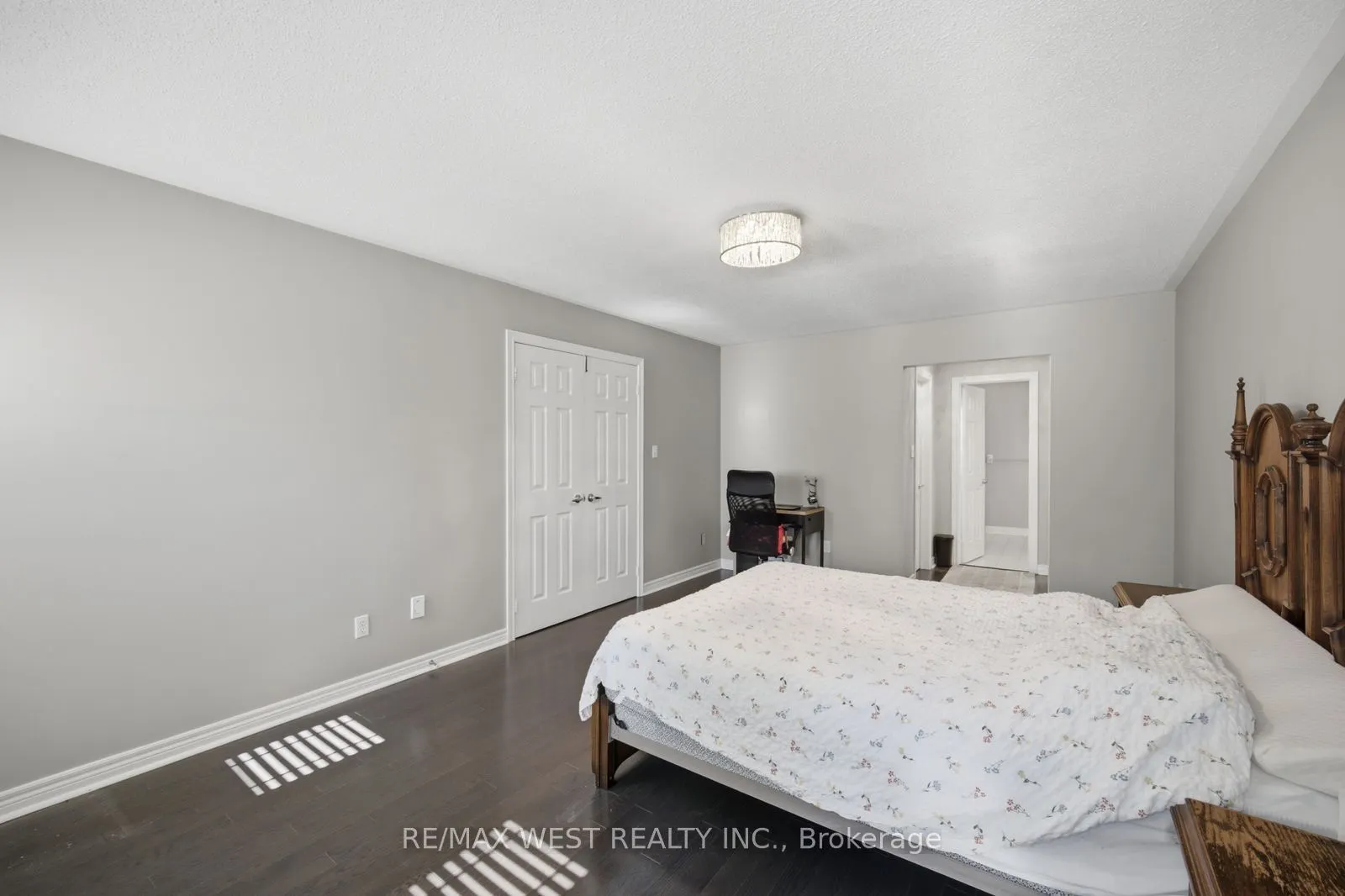 65 Burnhaven Avenue