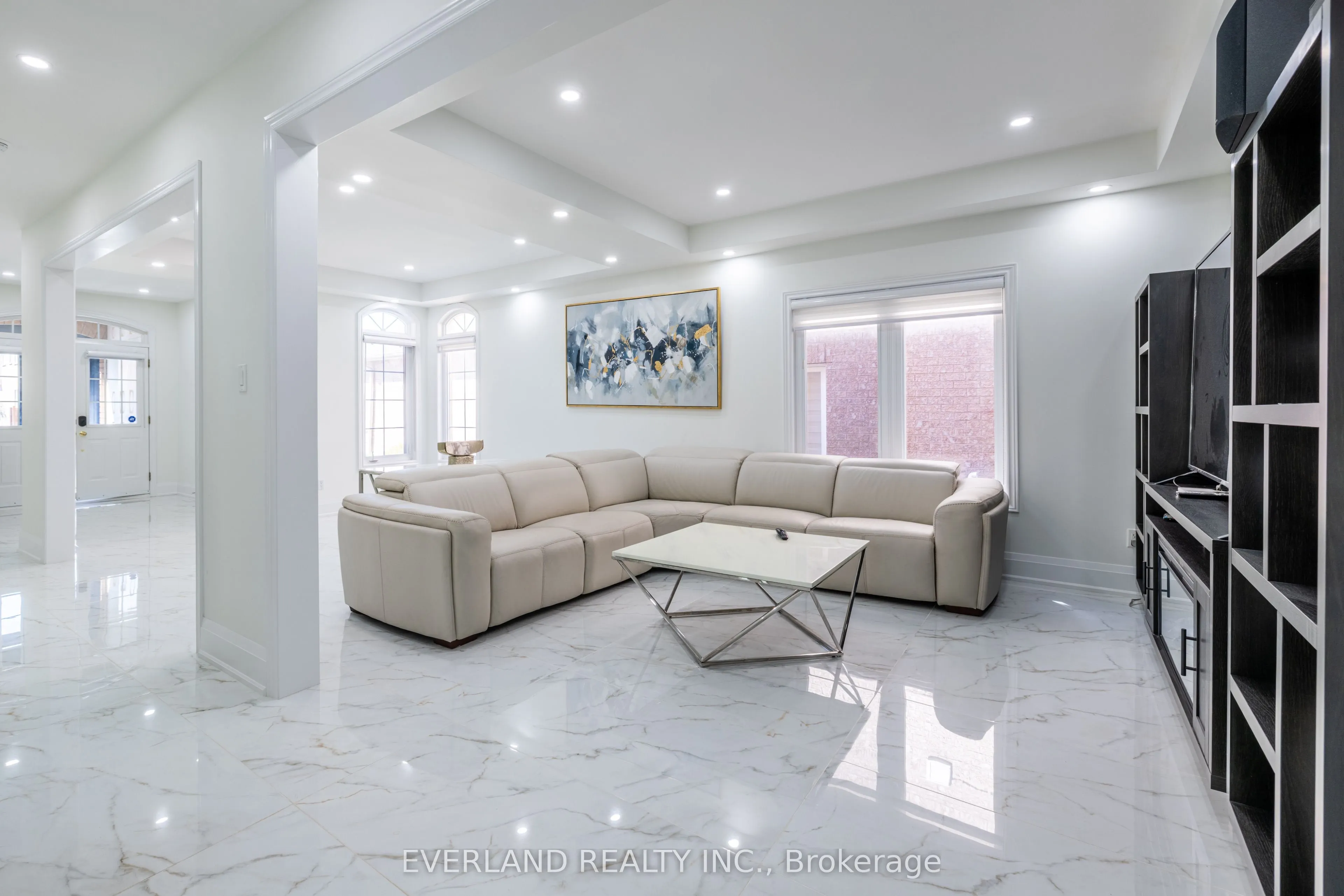 10 Megarry Court