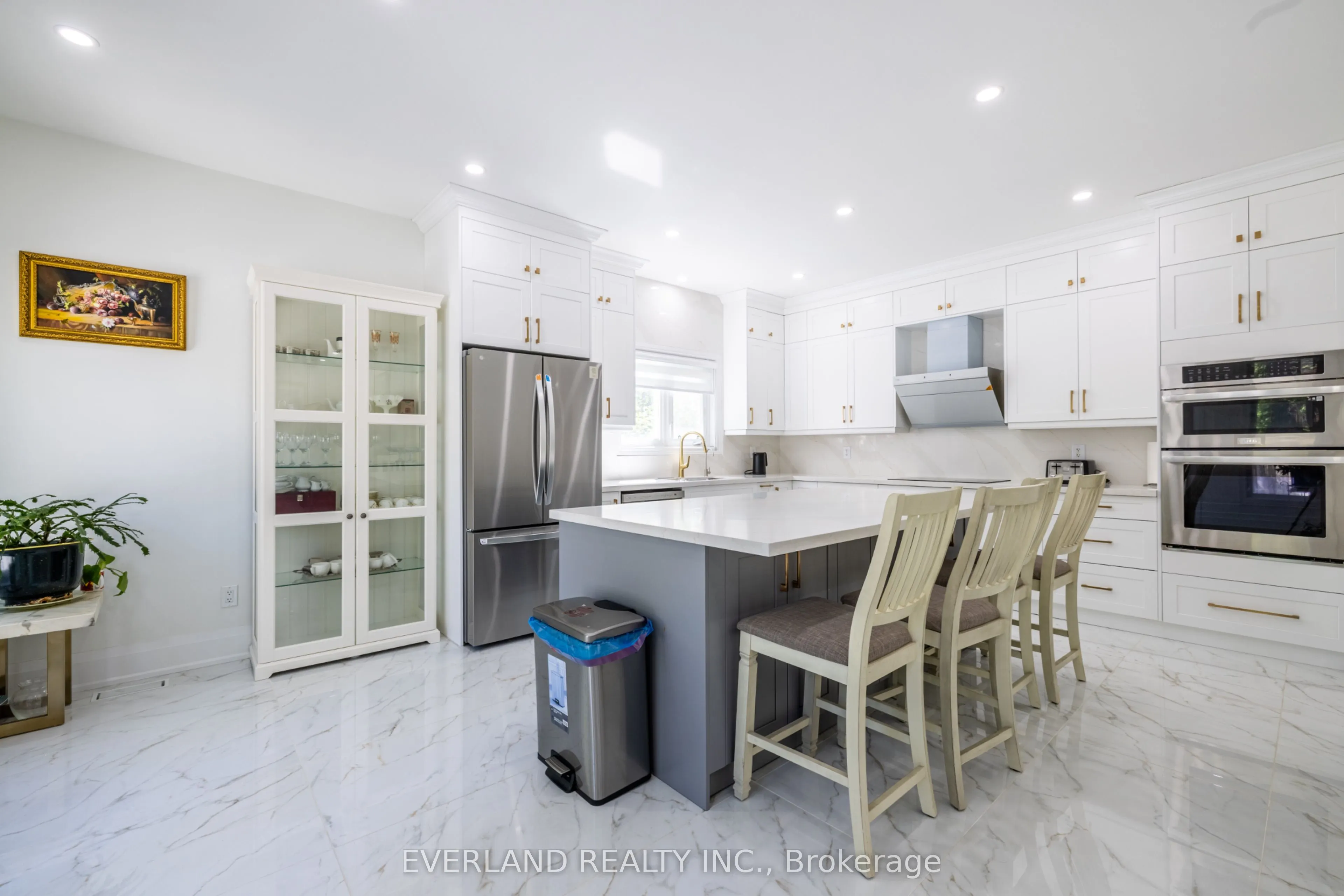 10 Megarry Court