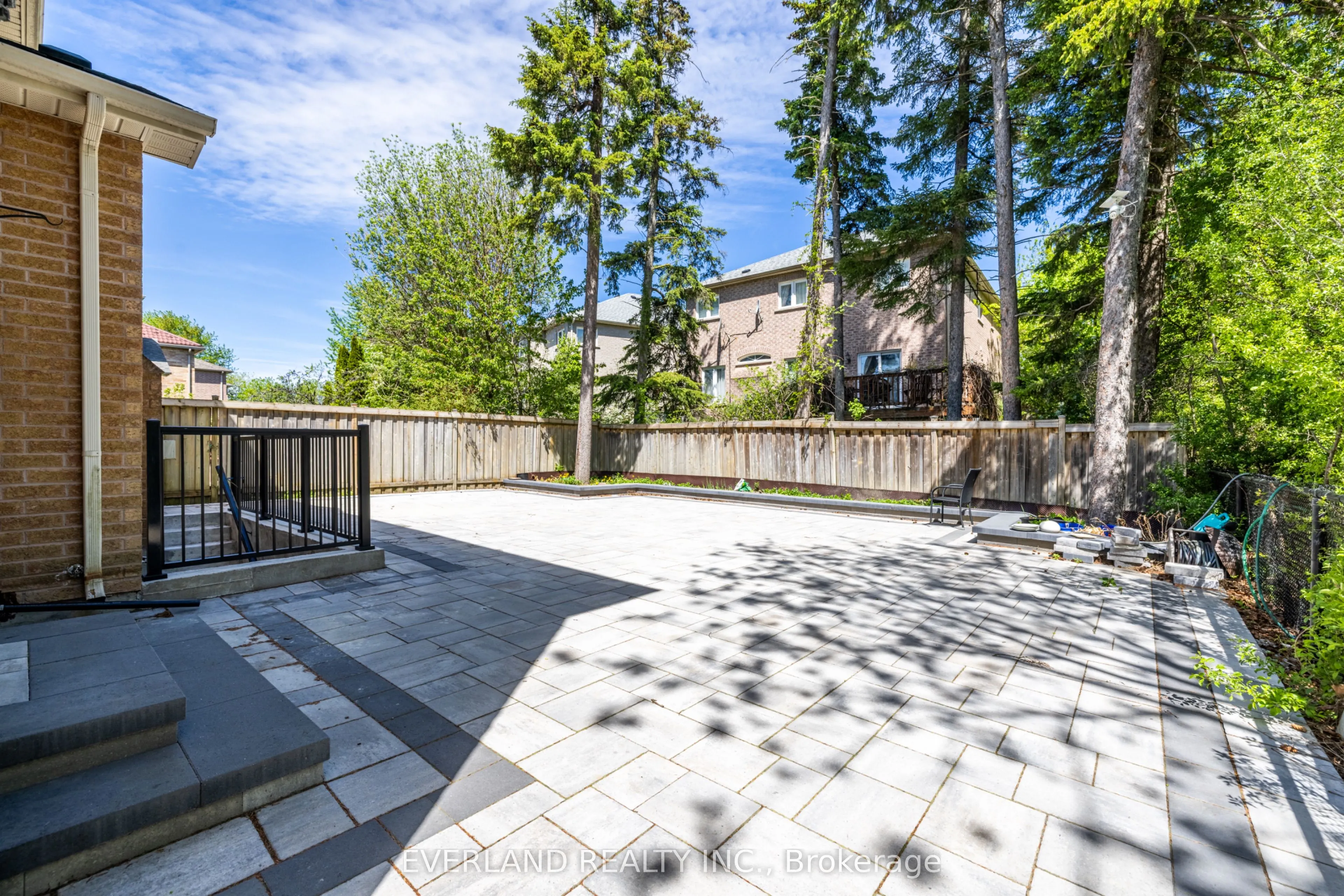 10 Megarry Court