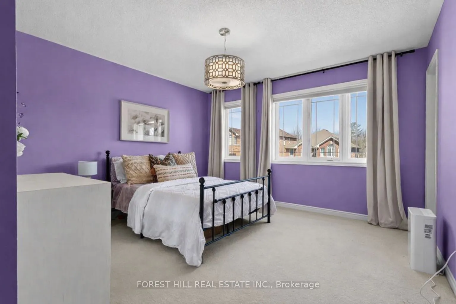 12 Wallenberg Drive