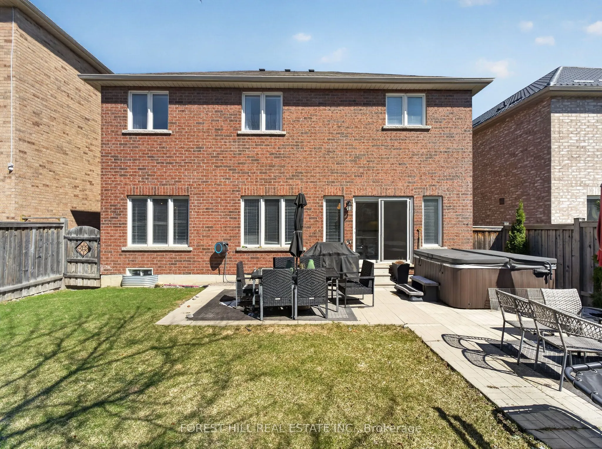 12 Wallenberg Drive