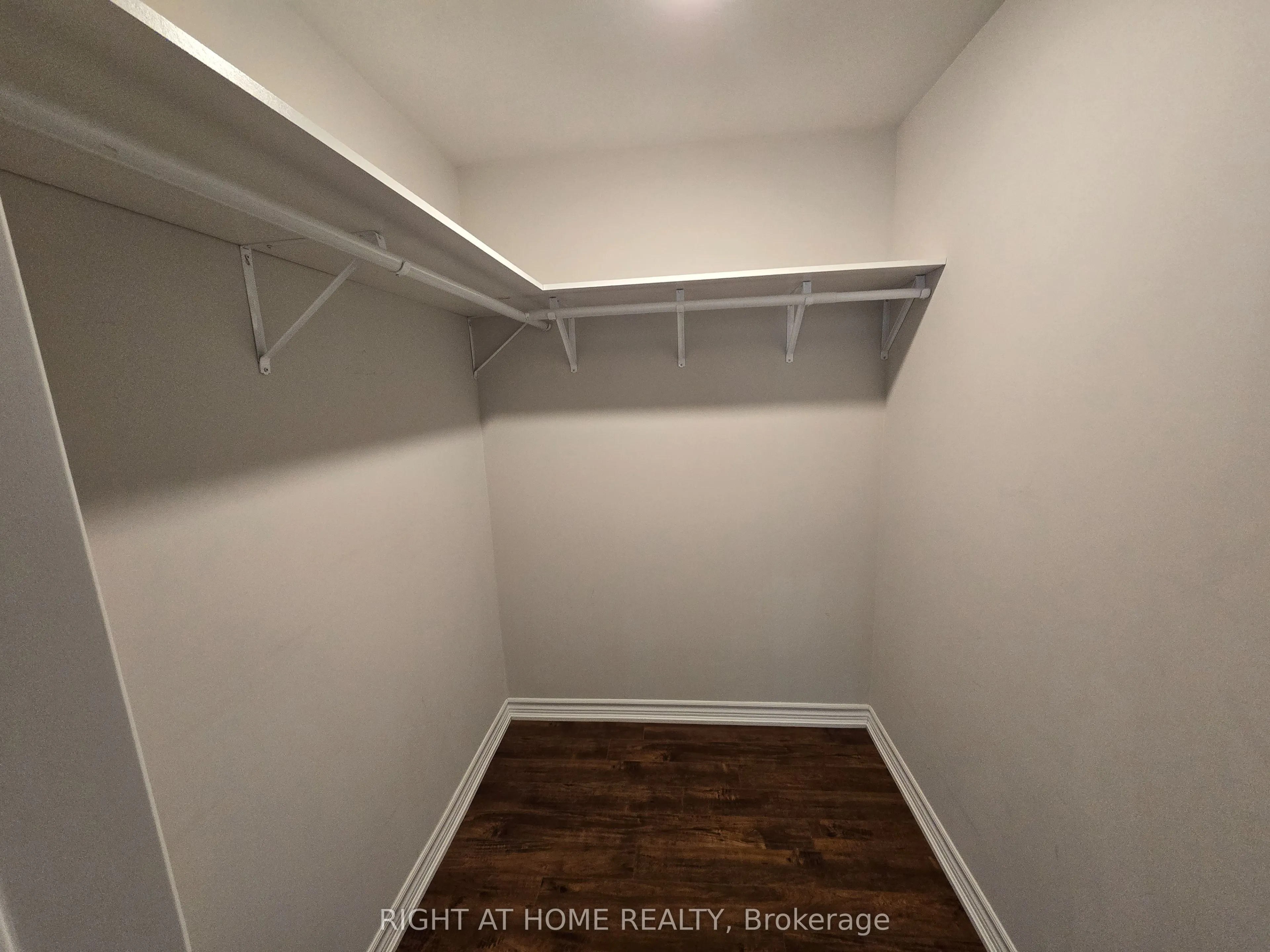 28 Philips View Crescent #Basement