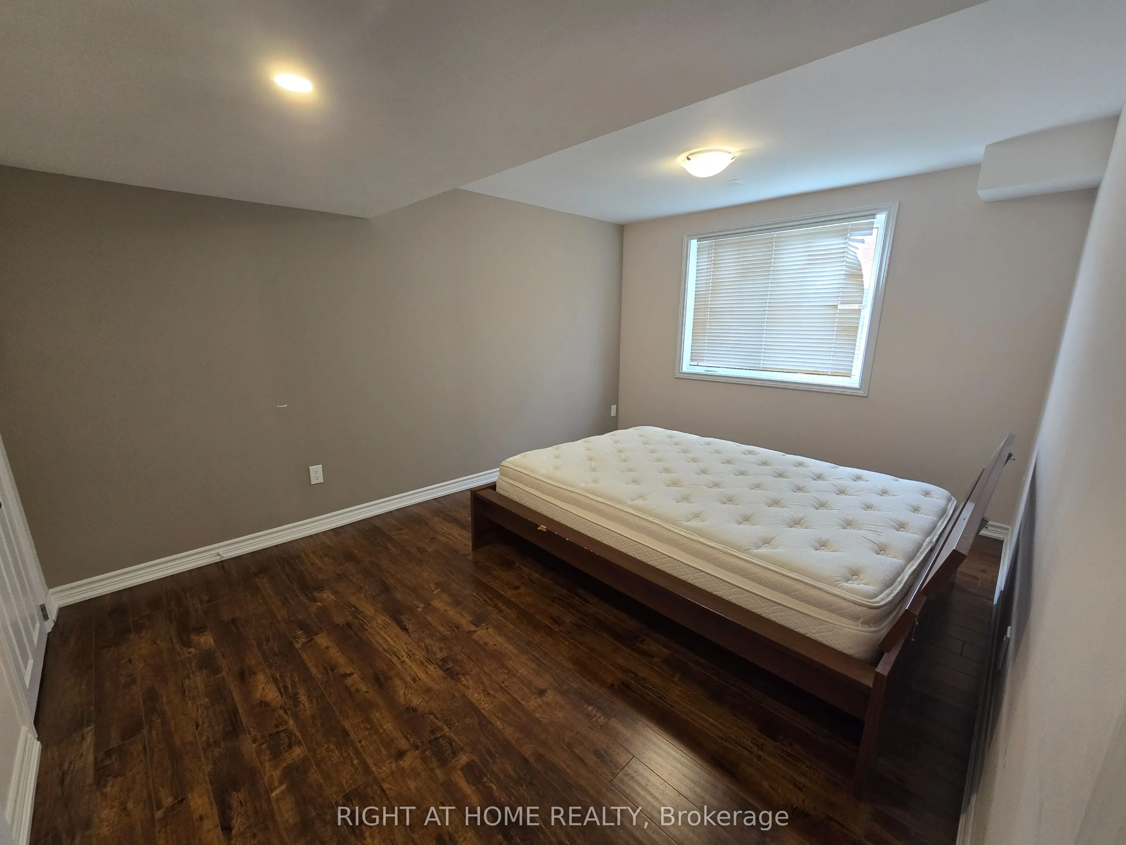 28 Philips View Crescent #Basement