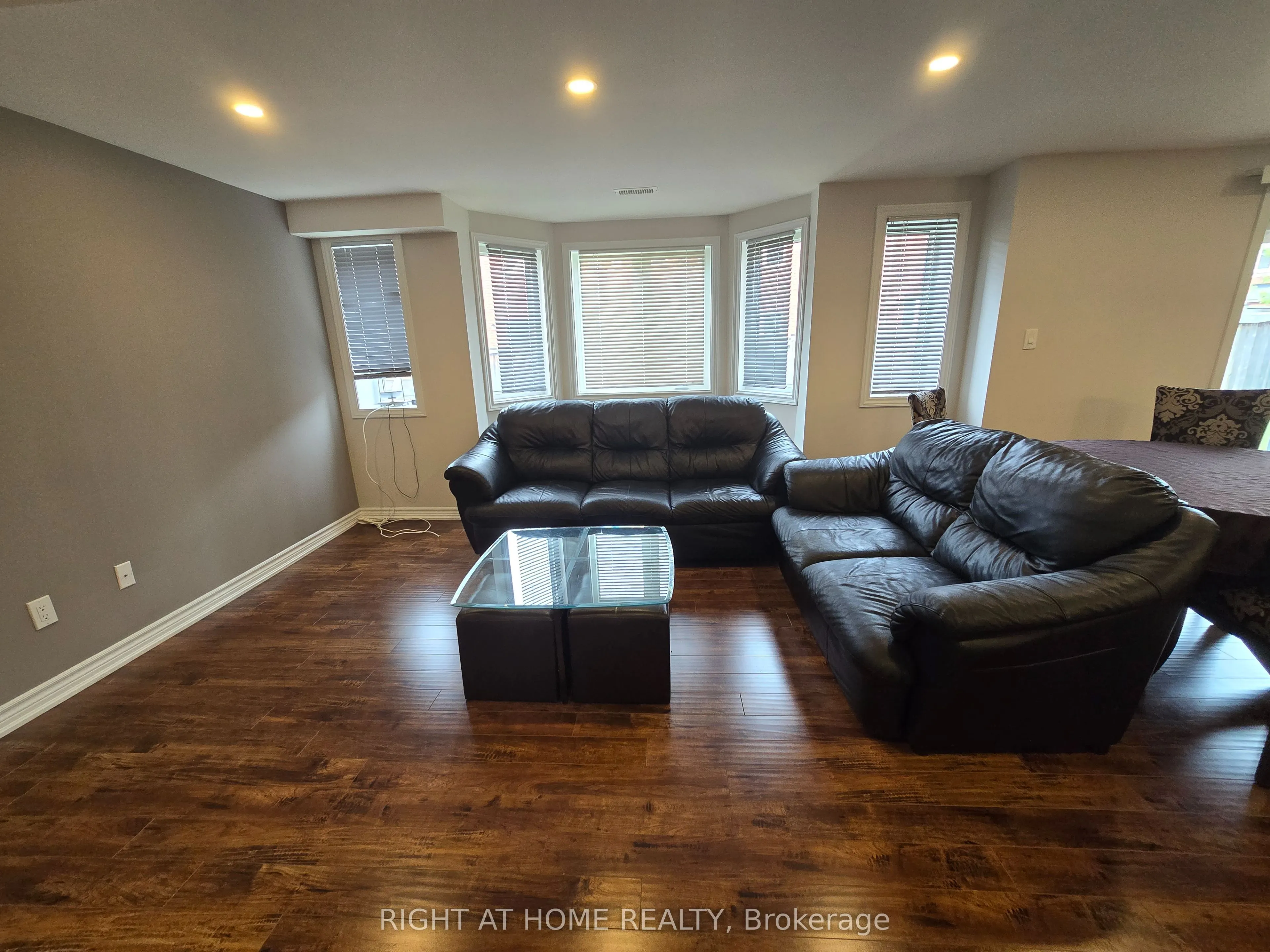 28 Philips View Crescent #Basement