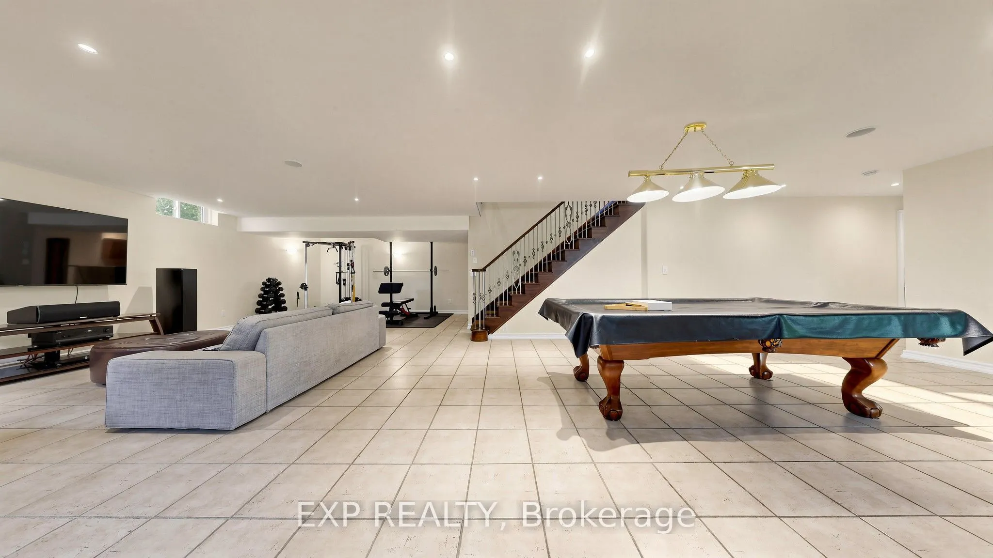 36 Maplehyrn Avenue