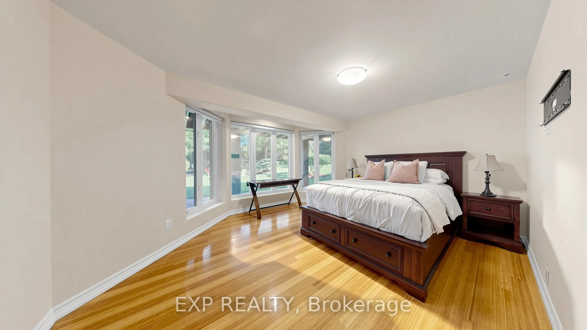 36 Maplehyrn Avenue