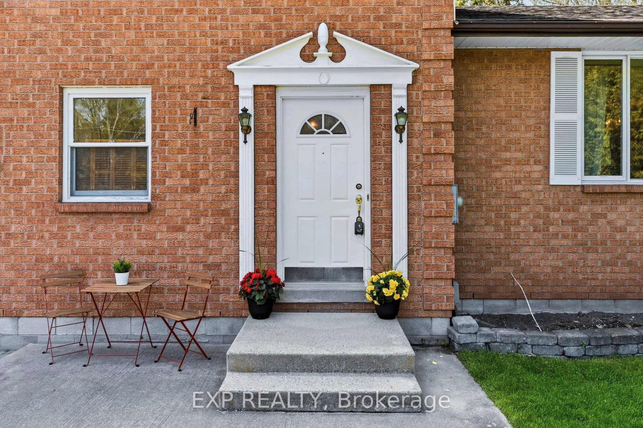 32 Louisa Street