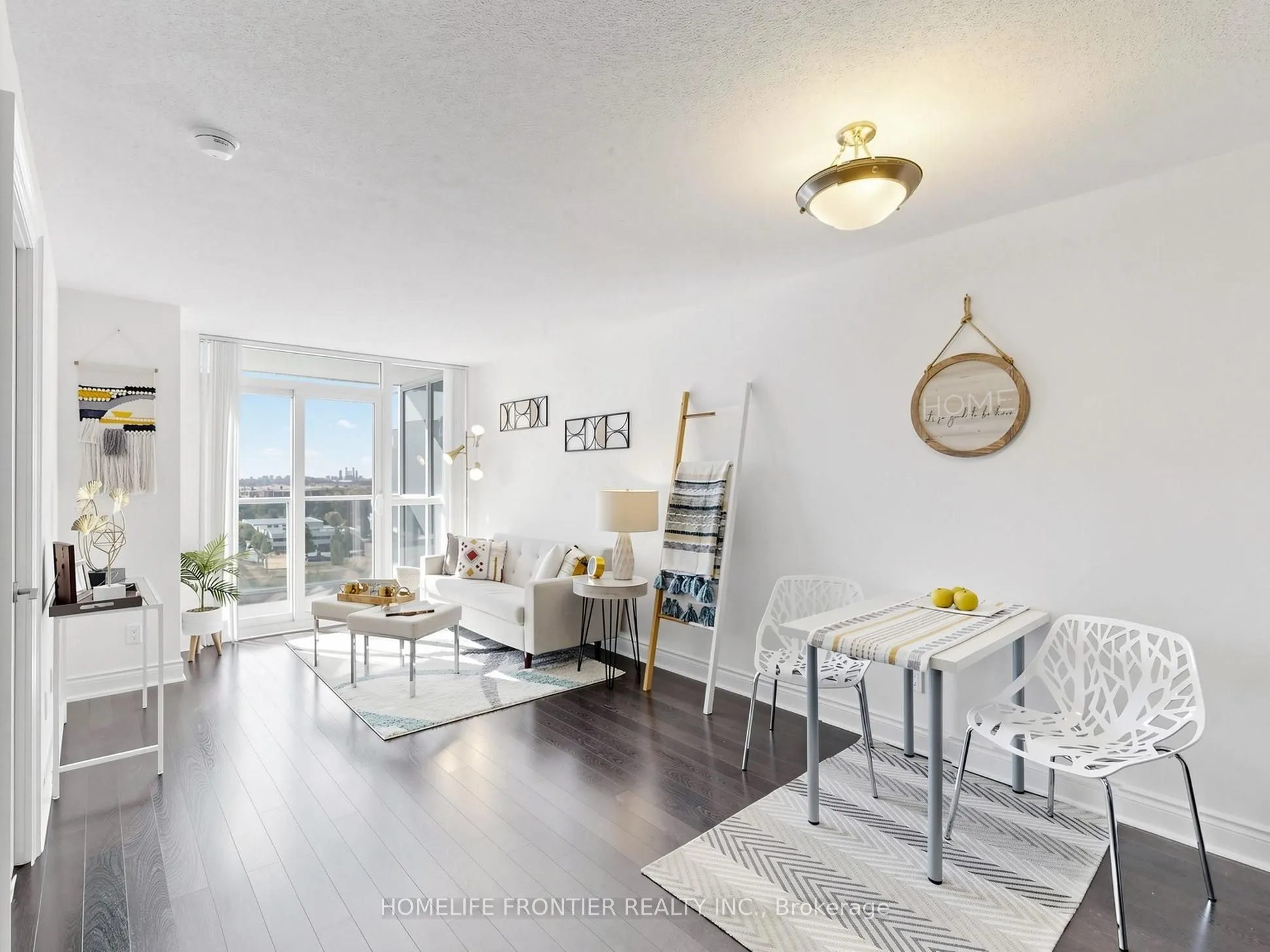 23 Cox Boulevard #1162