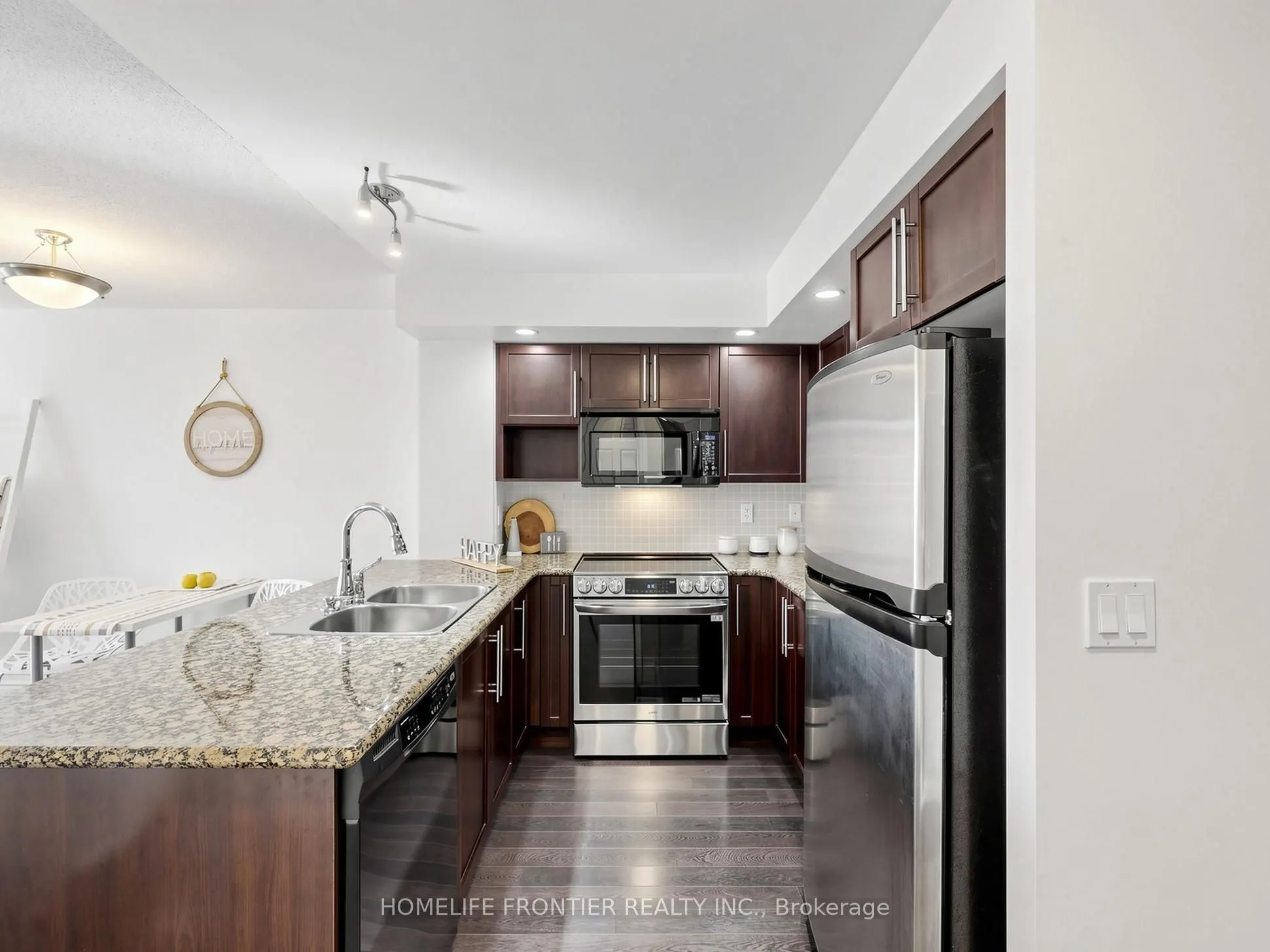 23 Cox Boulevard #1162