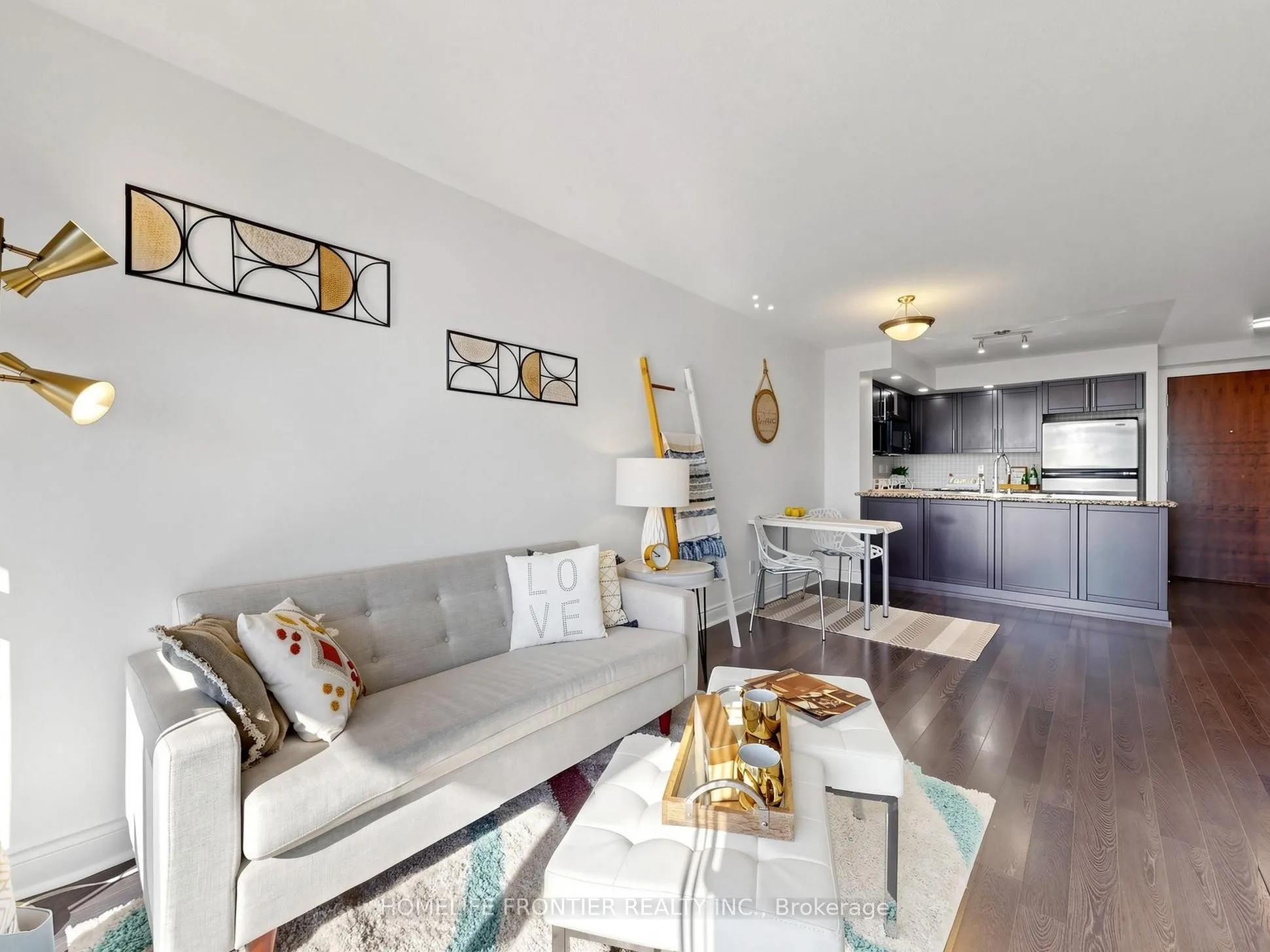 23 Cox Boulevard #1162