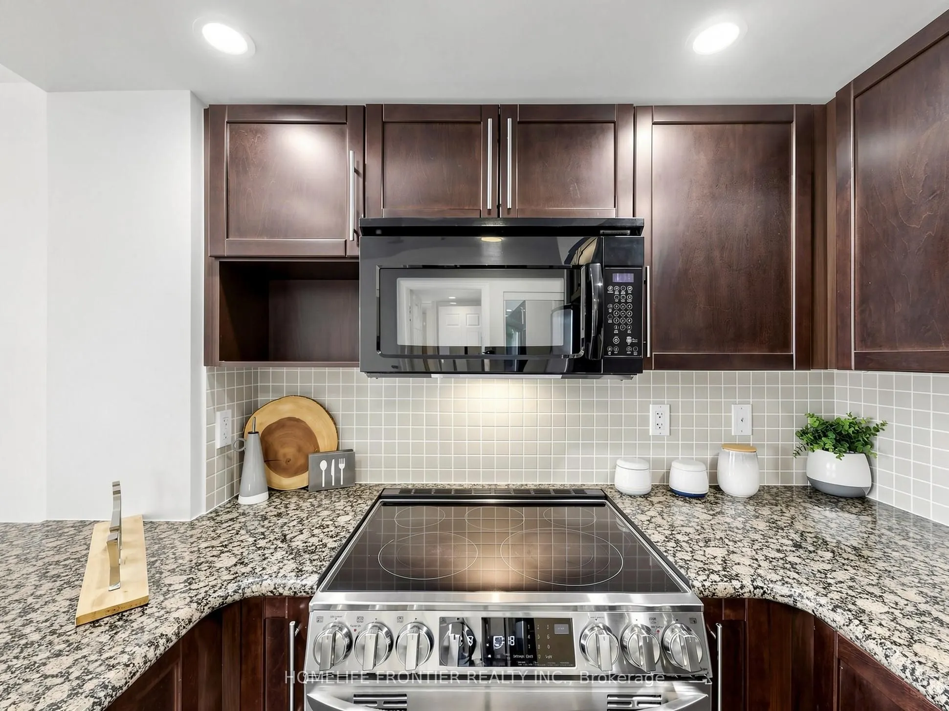 23 Cox Boulevard #1162