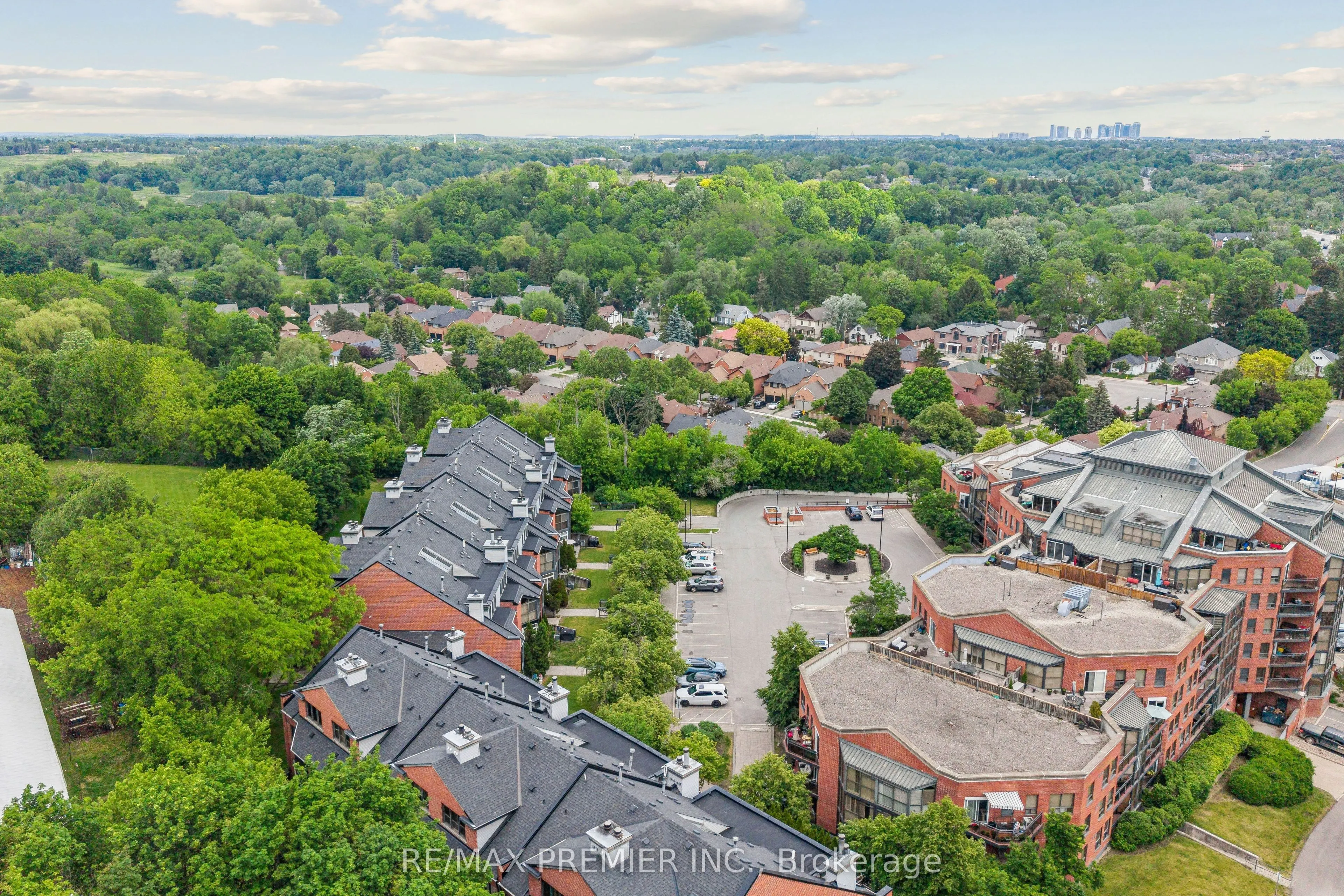 100 Arbors Lane #TH 8