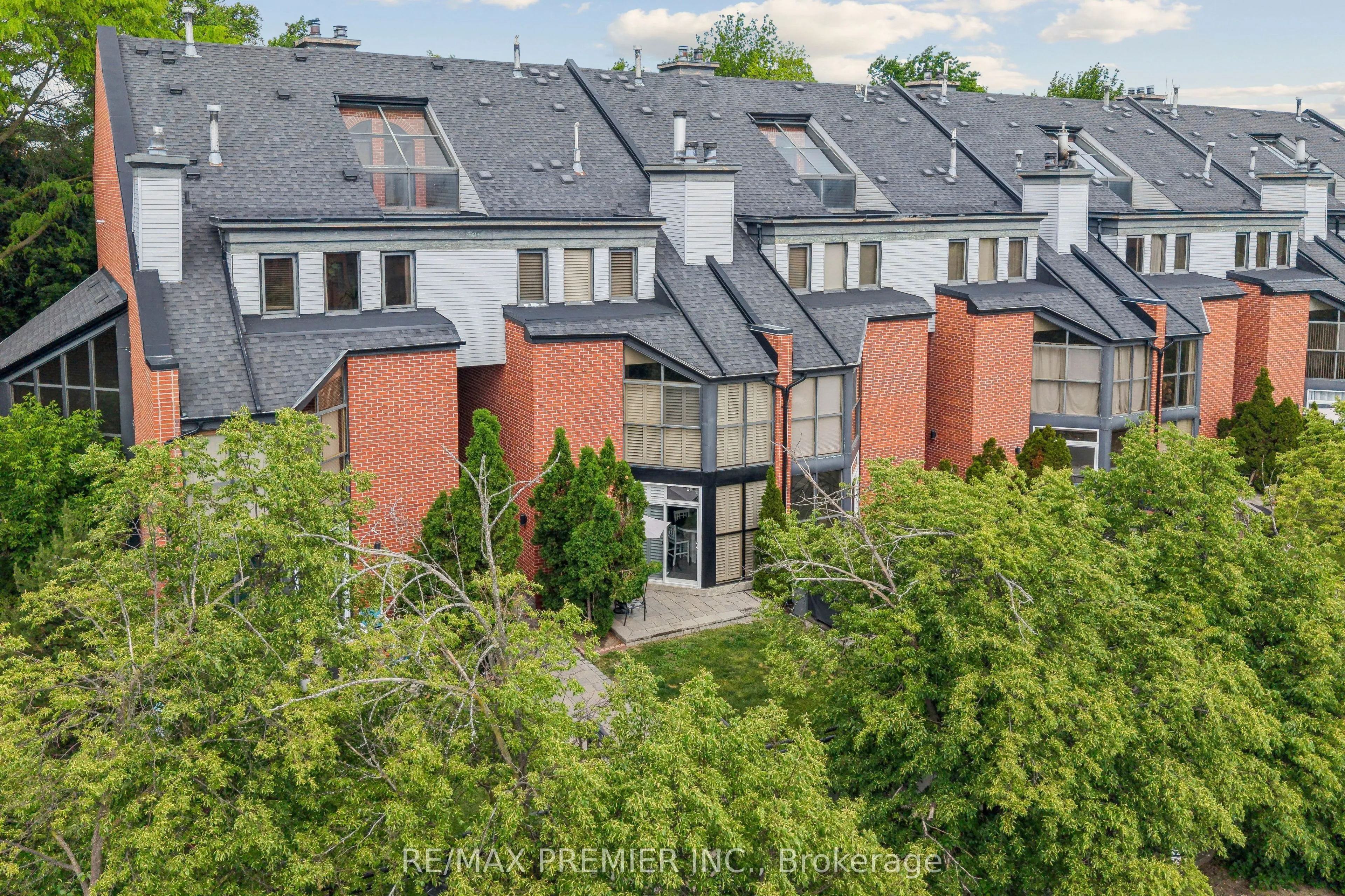 100 Arbors Lane #TH 8