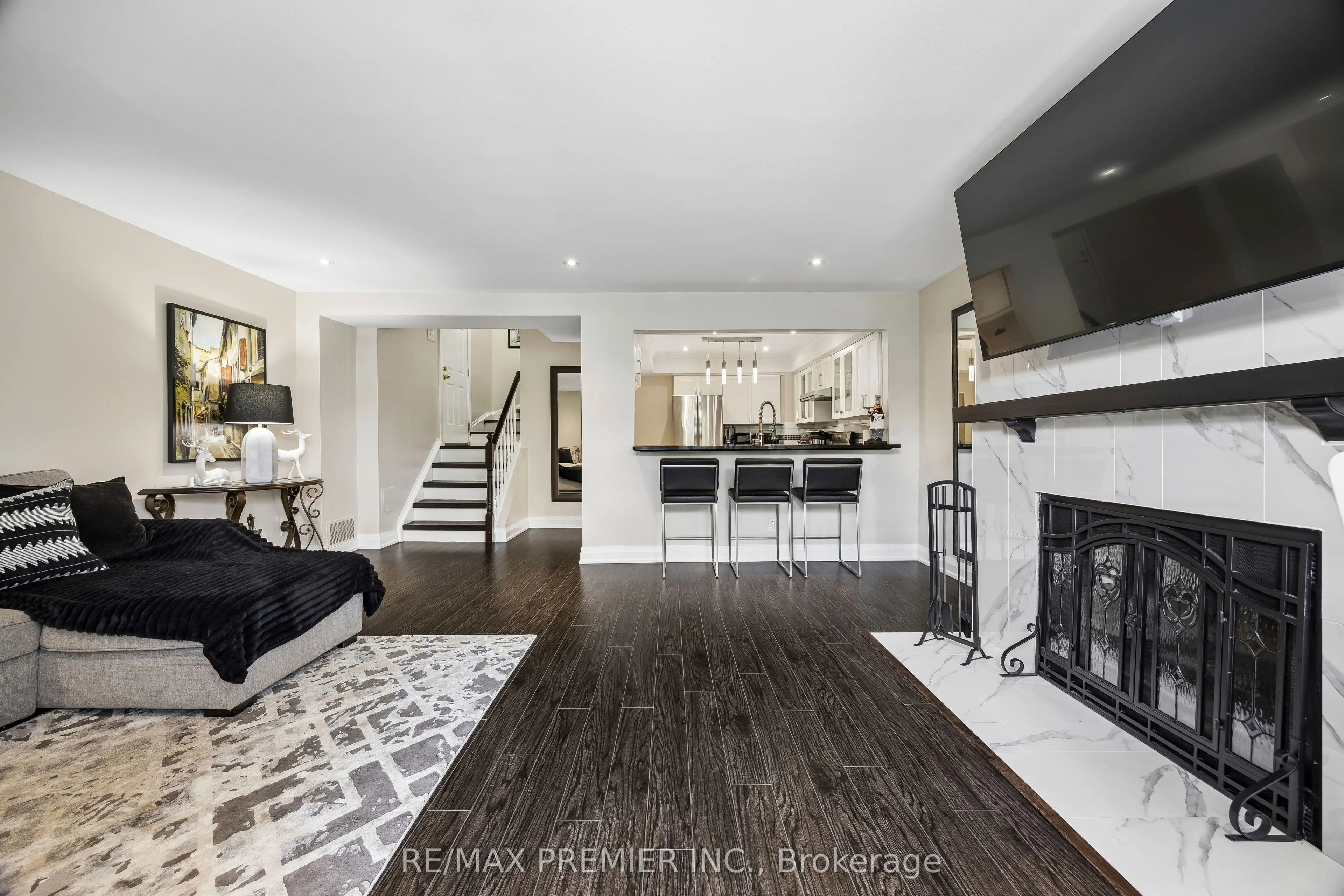 100 Arbors Lane #TH 8