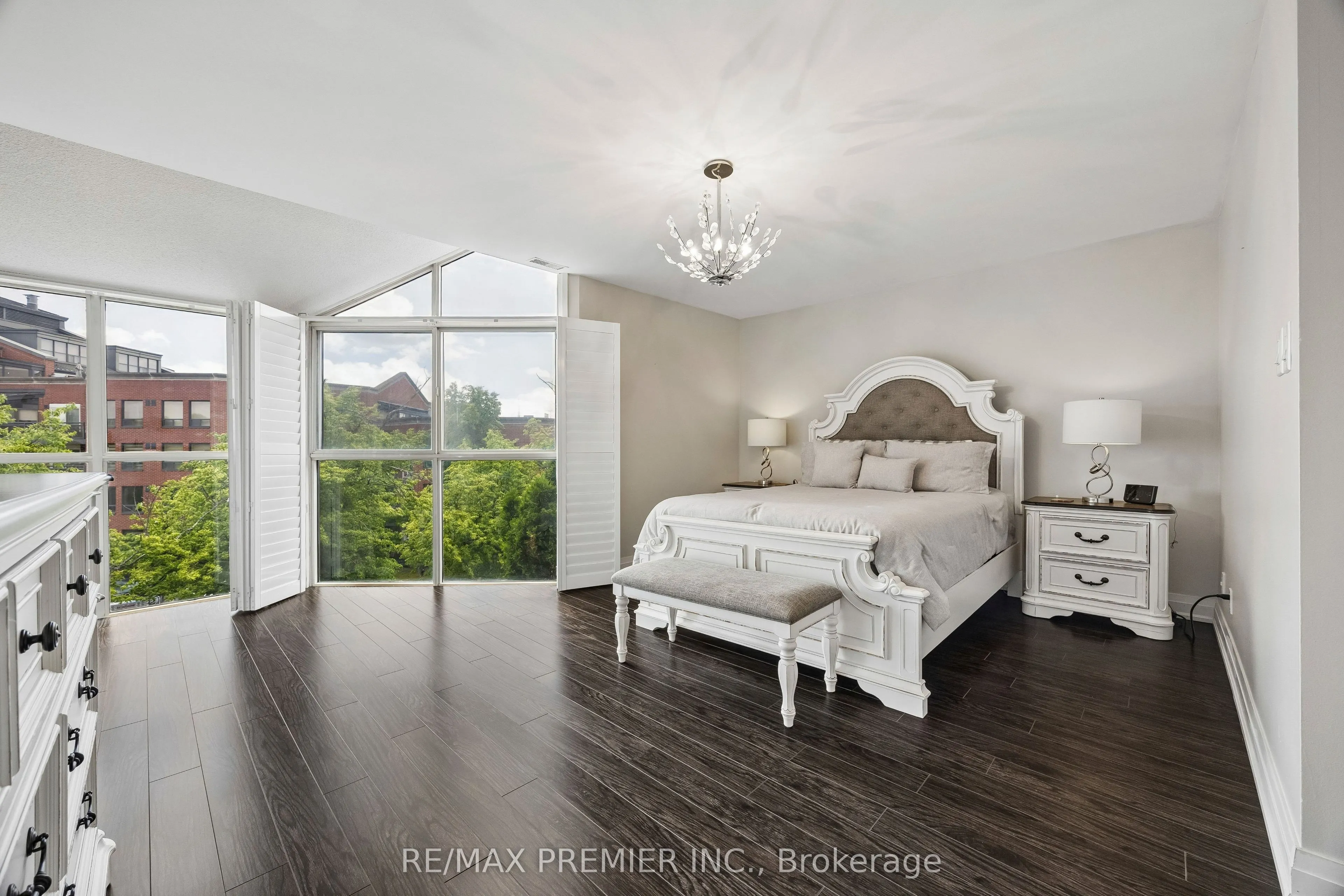 100 Arbors Lane #TH 8