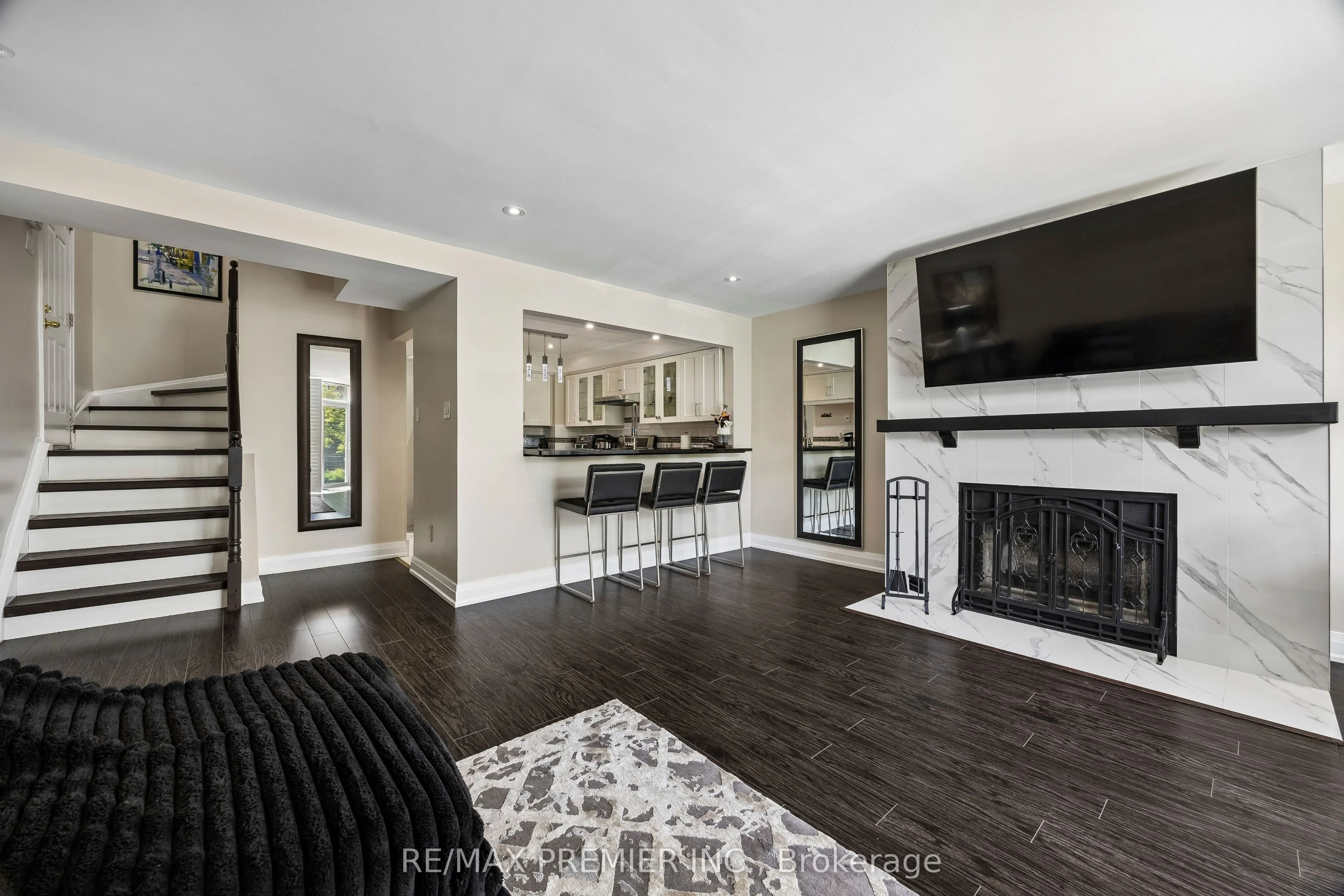 100 Arbors Lane #TH 8