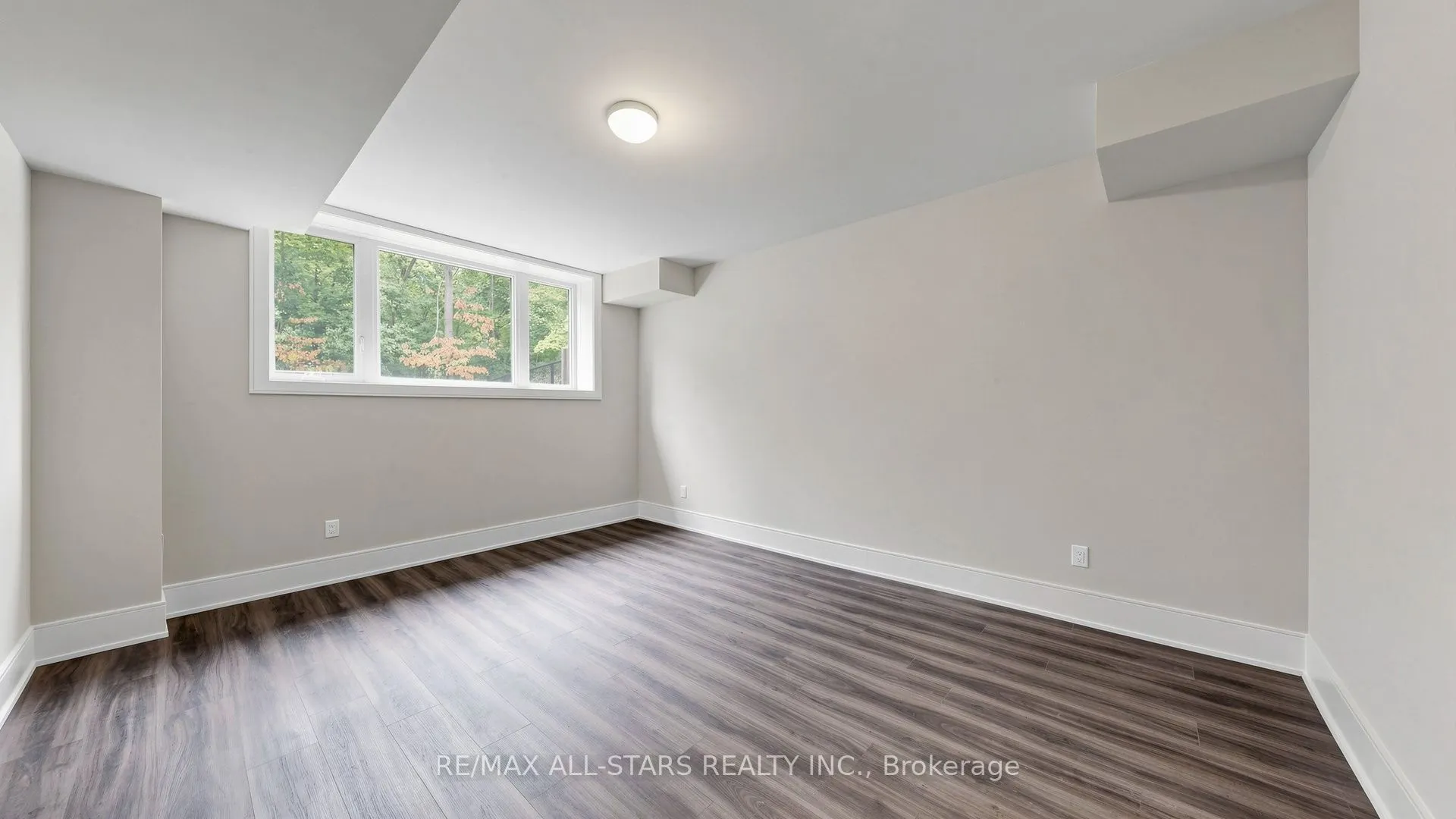 1 Lois Torrance Trail