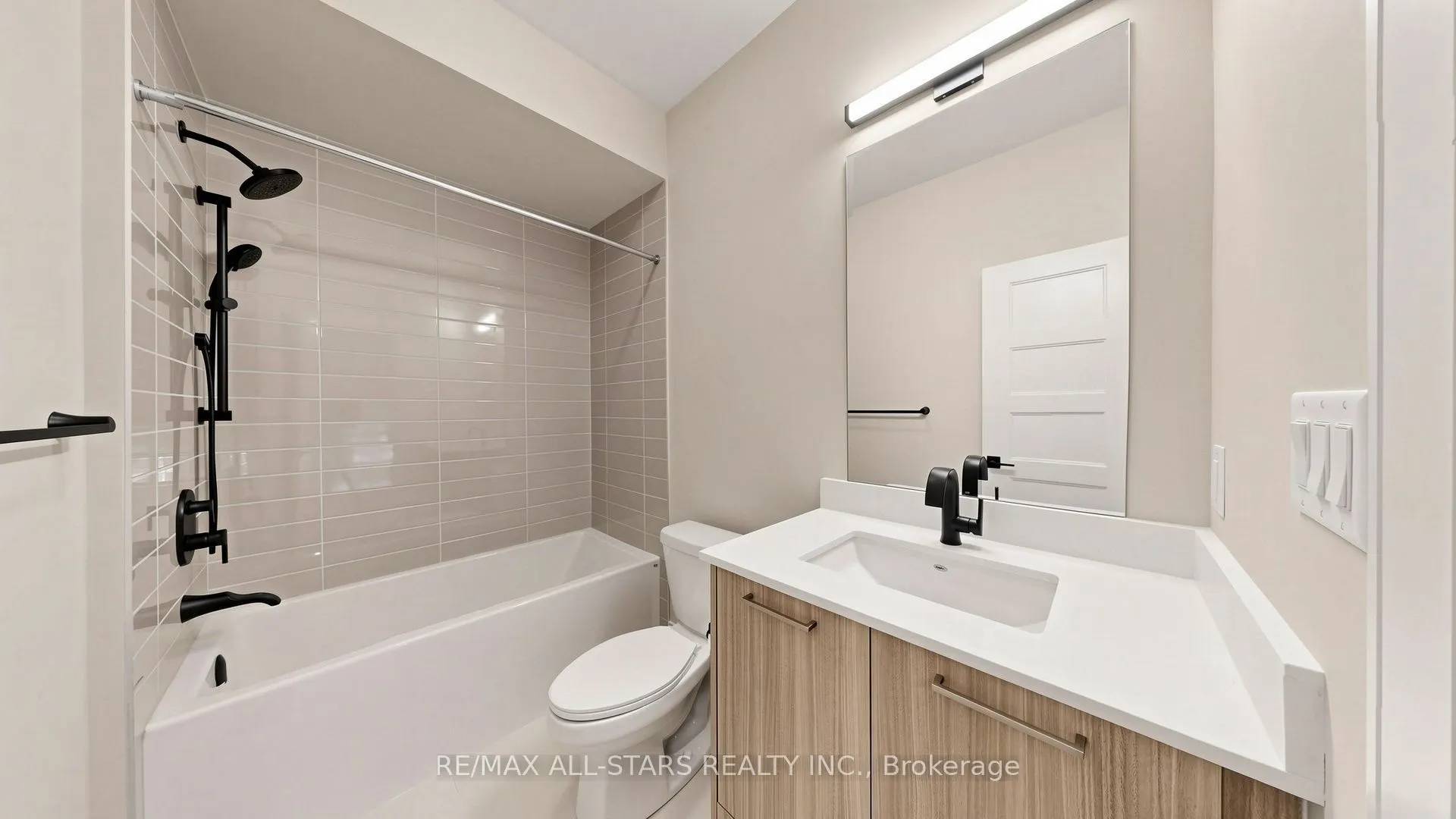 1 Lois Torrance Trail