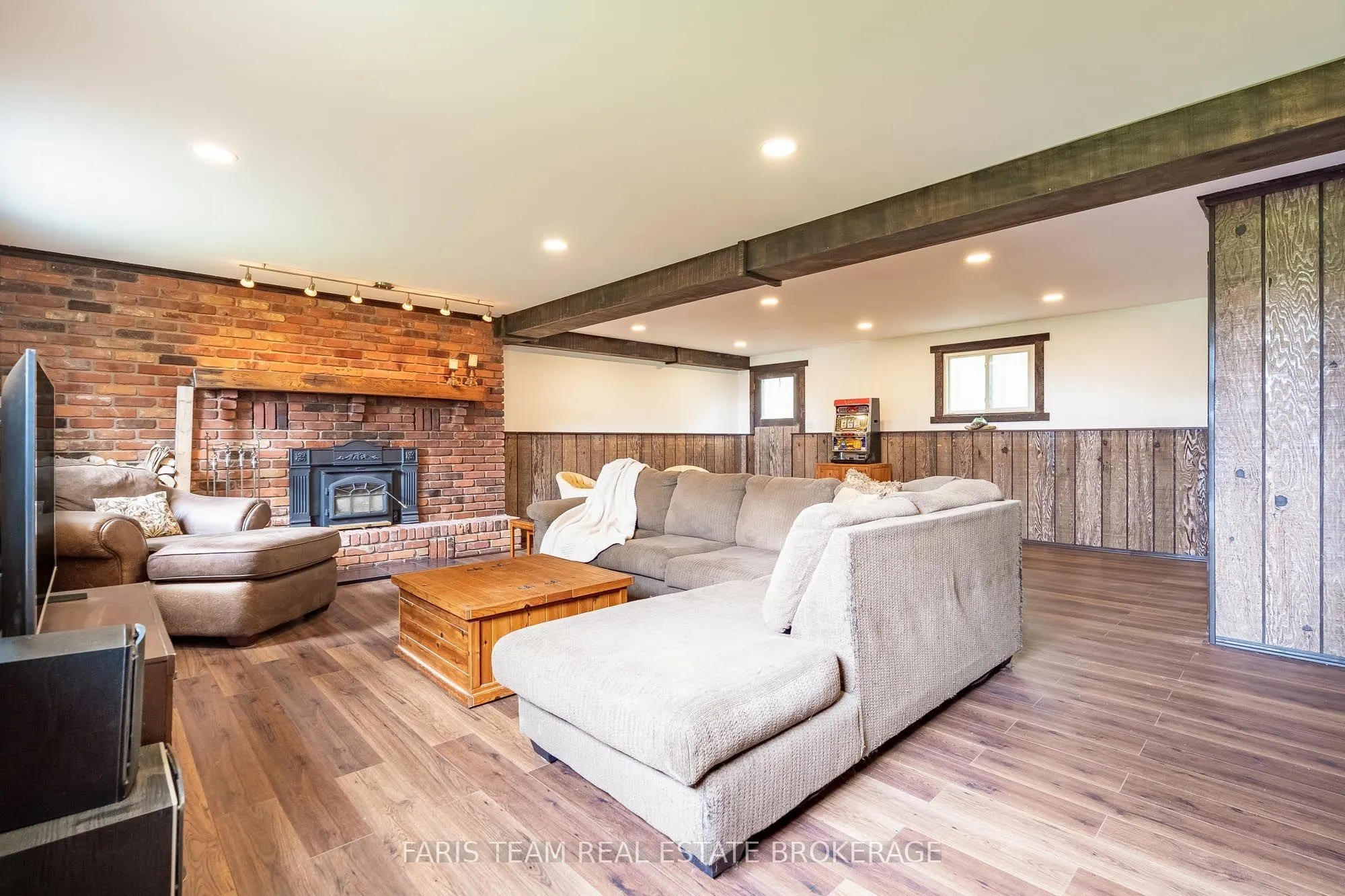 3114 Innisfil Beach Road