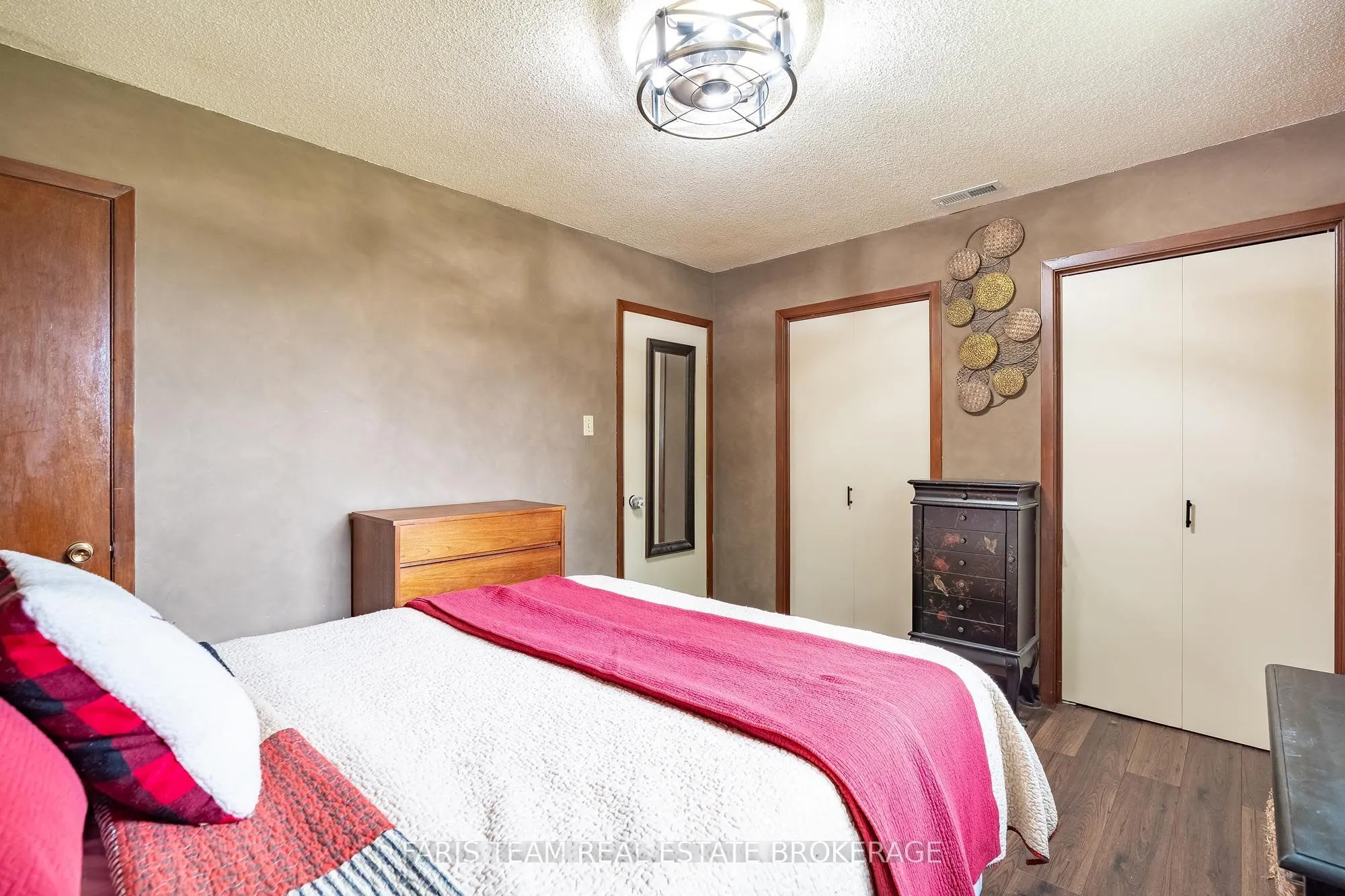 3114 Innisfil Beach Road