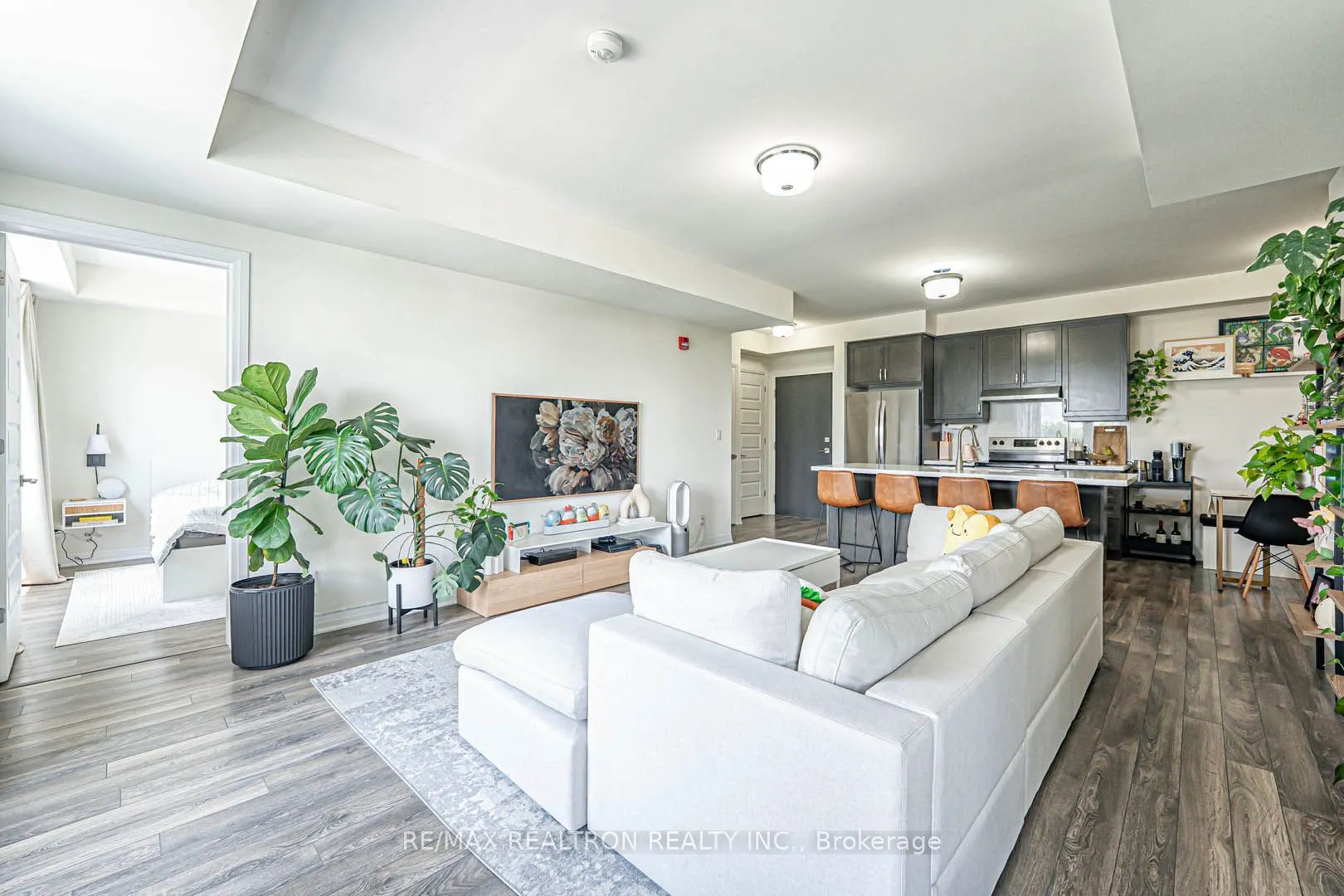 58 Adam Sellers Street #407