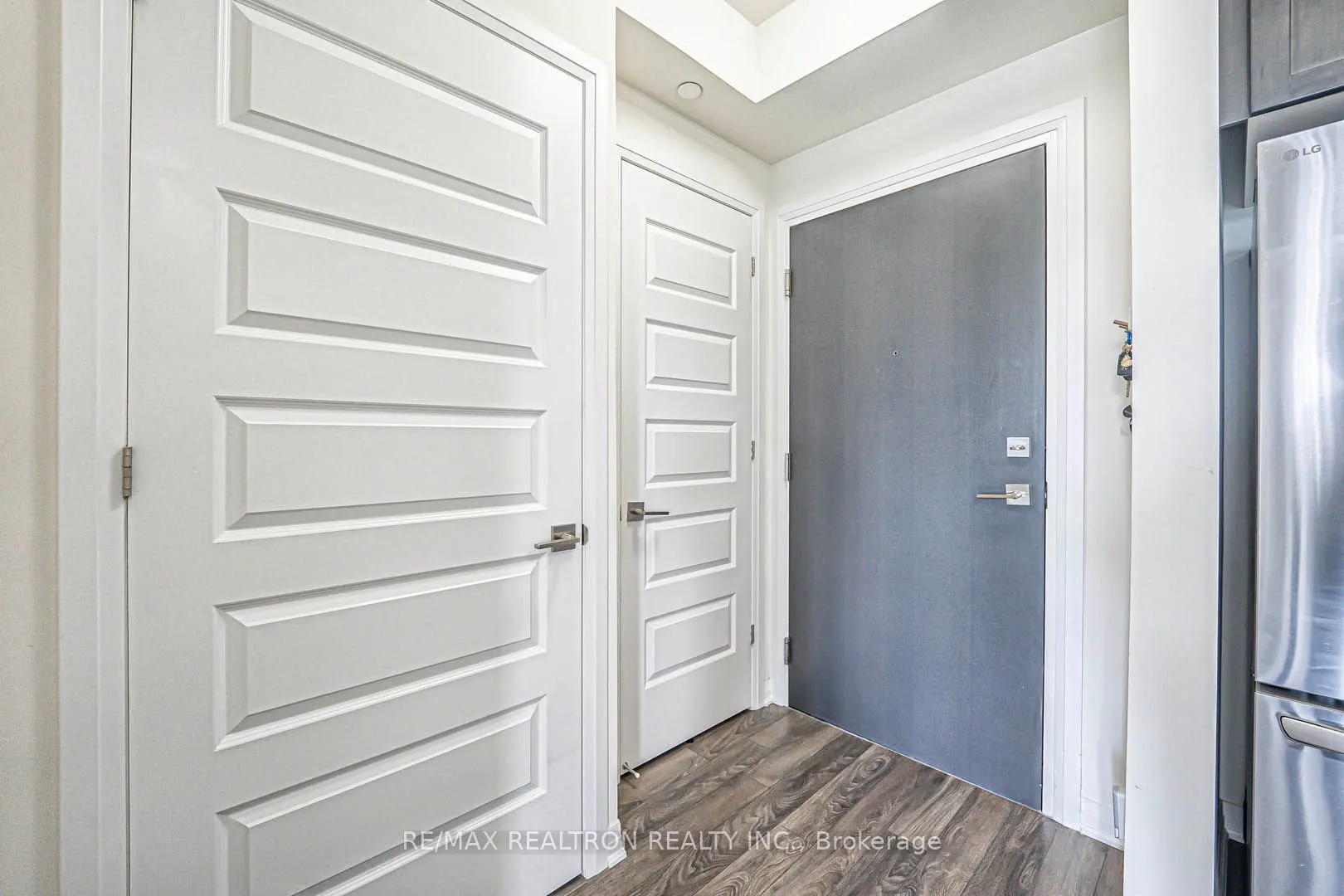 58 Adam Sellers Street #407