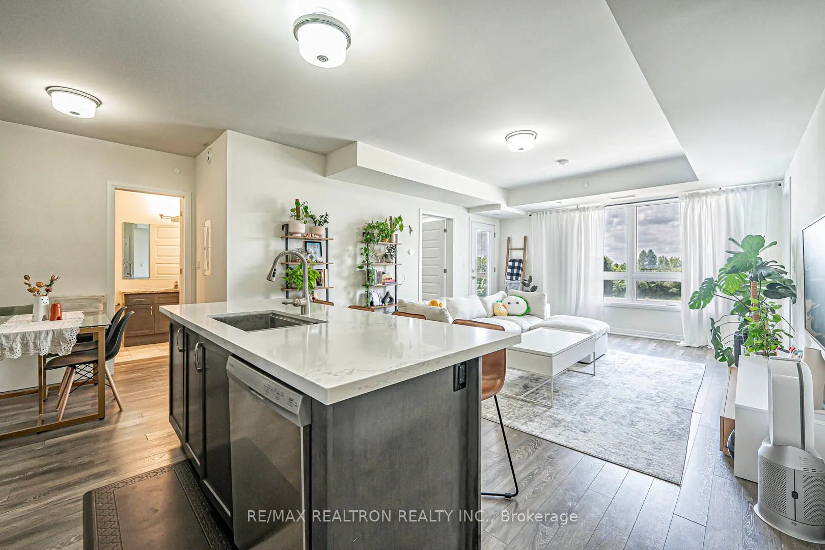 58 Adam Sellers Street #407