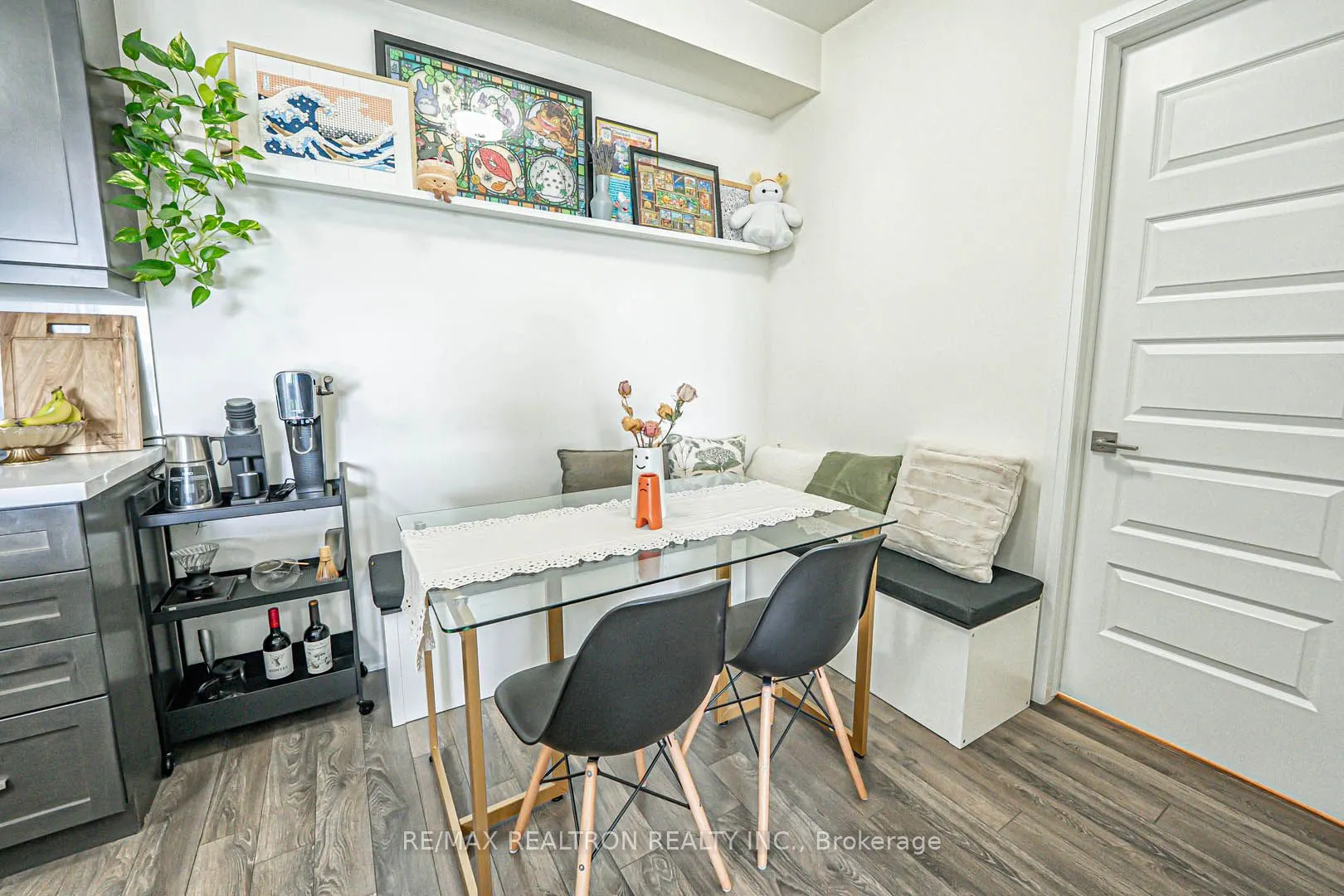 58 Adam Sellers Street #407