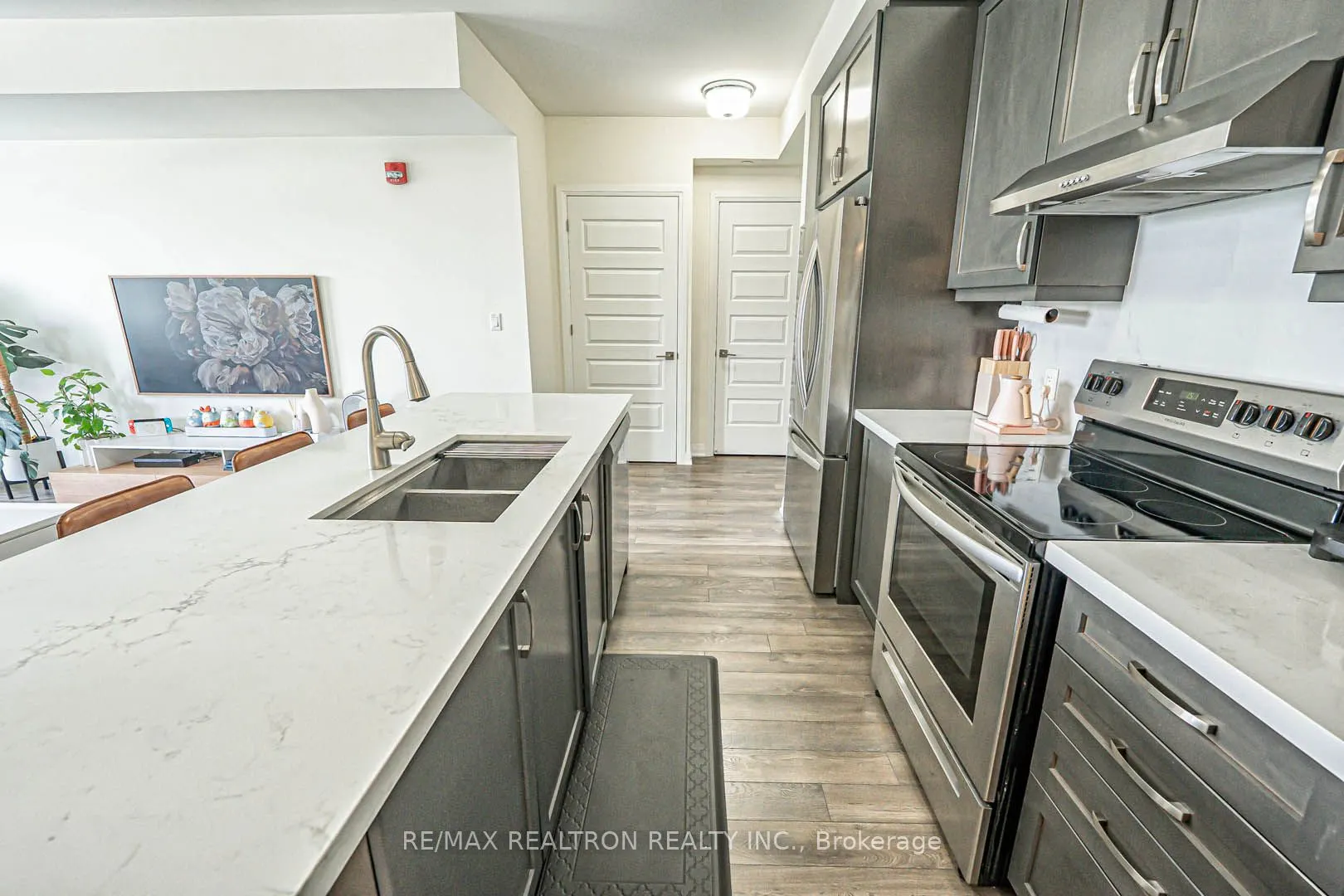 58 Adam Sellers Street #407