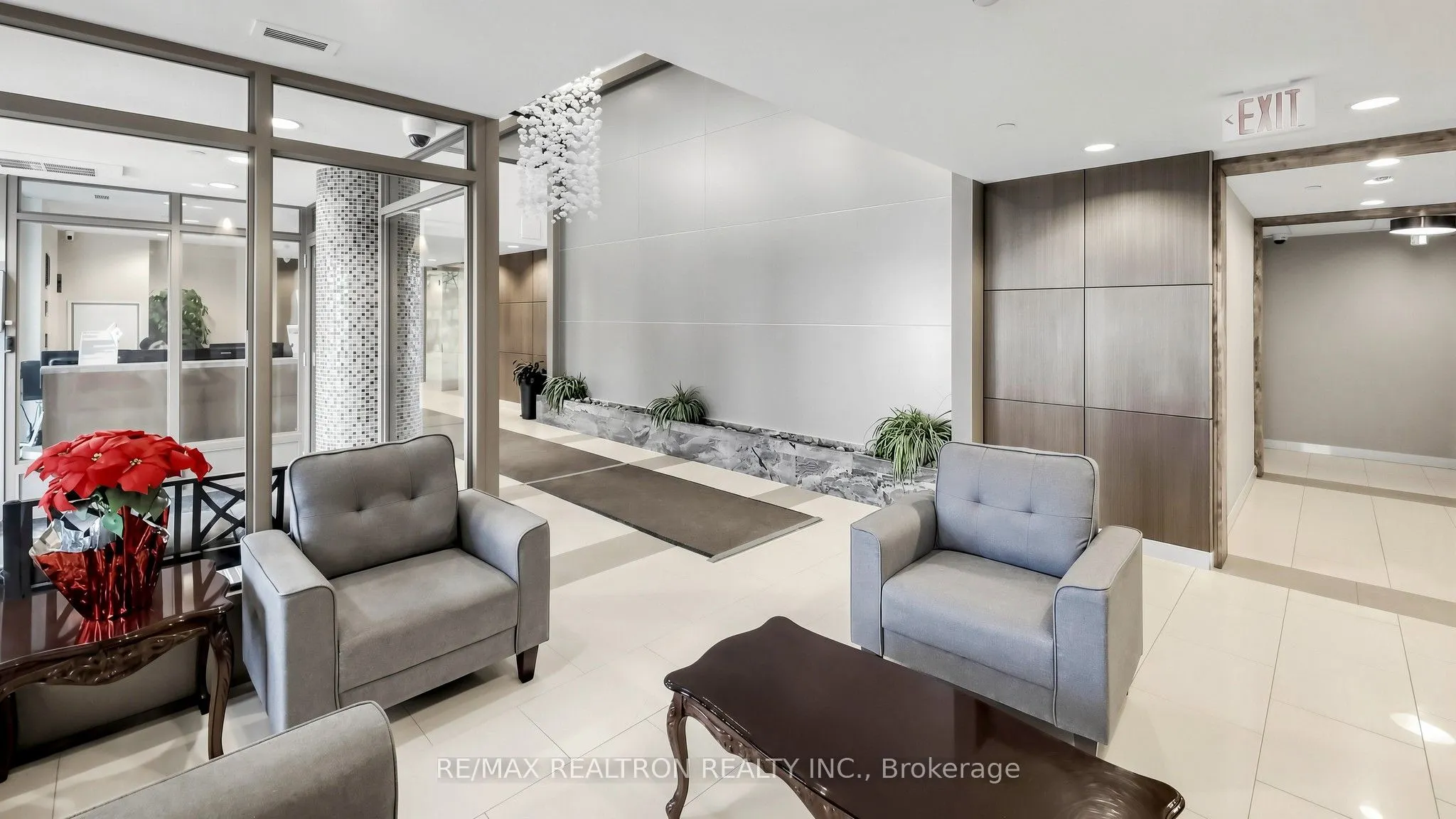 75 Norman Bethune Avenue #108