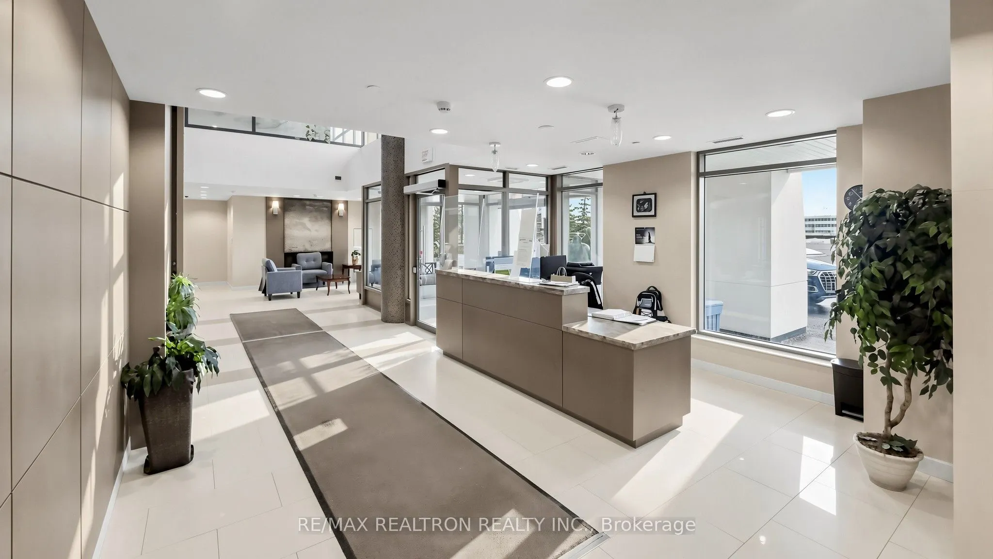 75 Norman Bethune Avenue #108