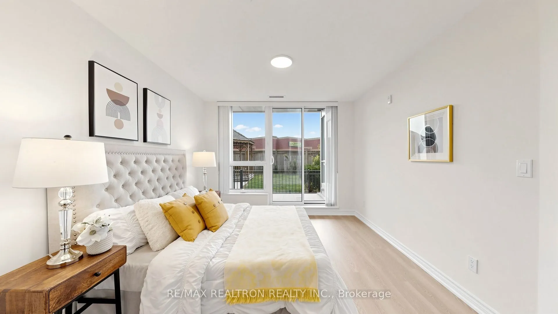 75 Norman Bethune Avenue #108