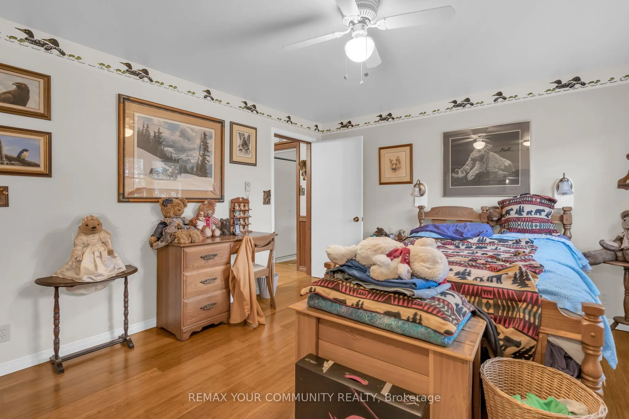 700 Catering Road S
