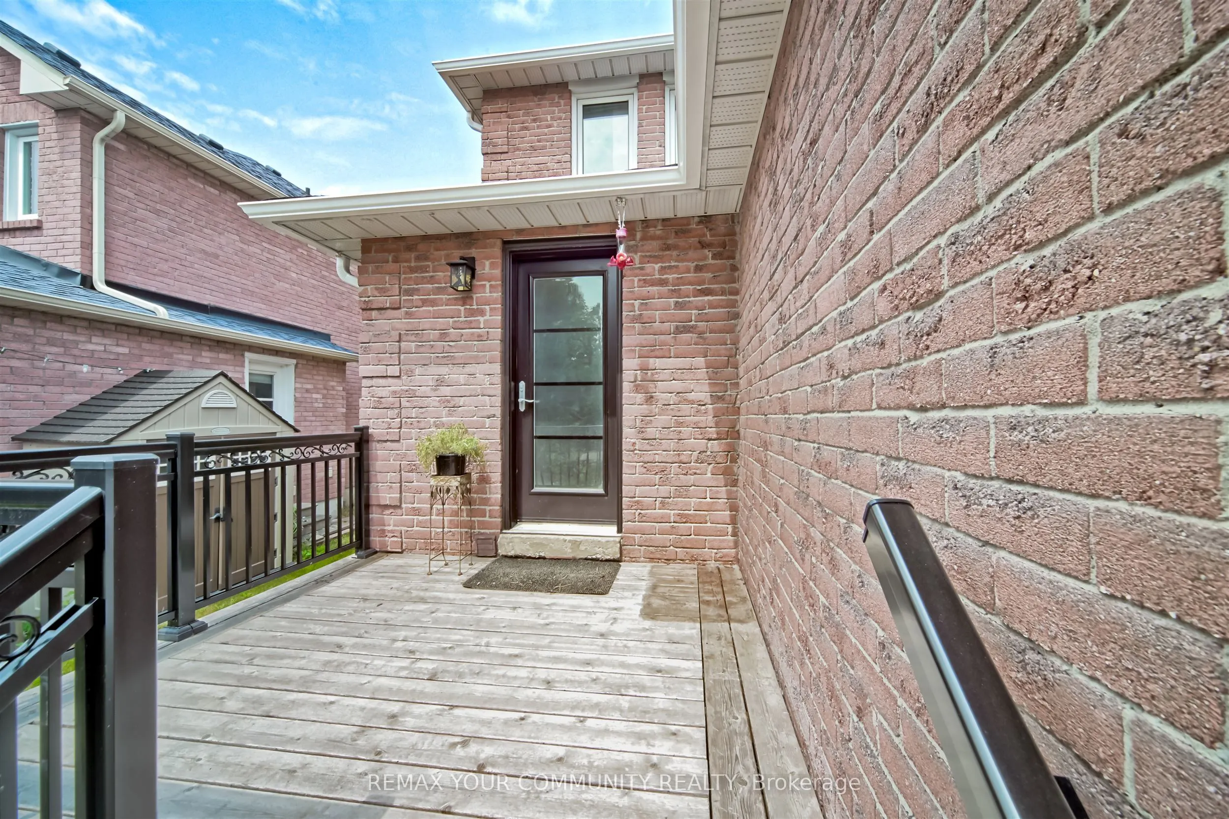 2 Kirkland Court