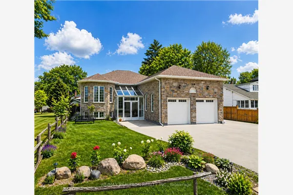 815 Churchill Lane