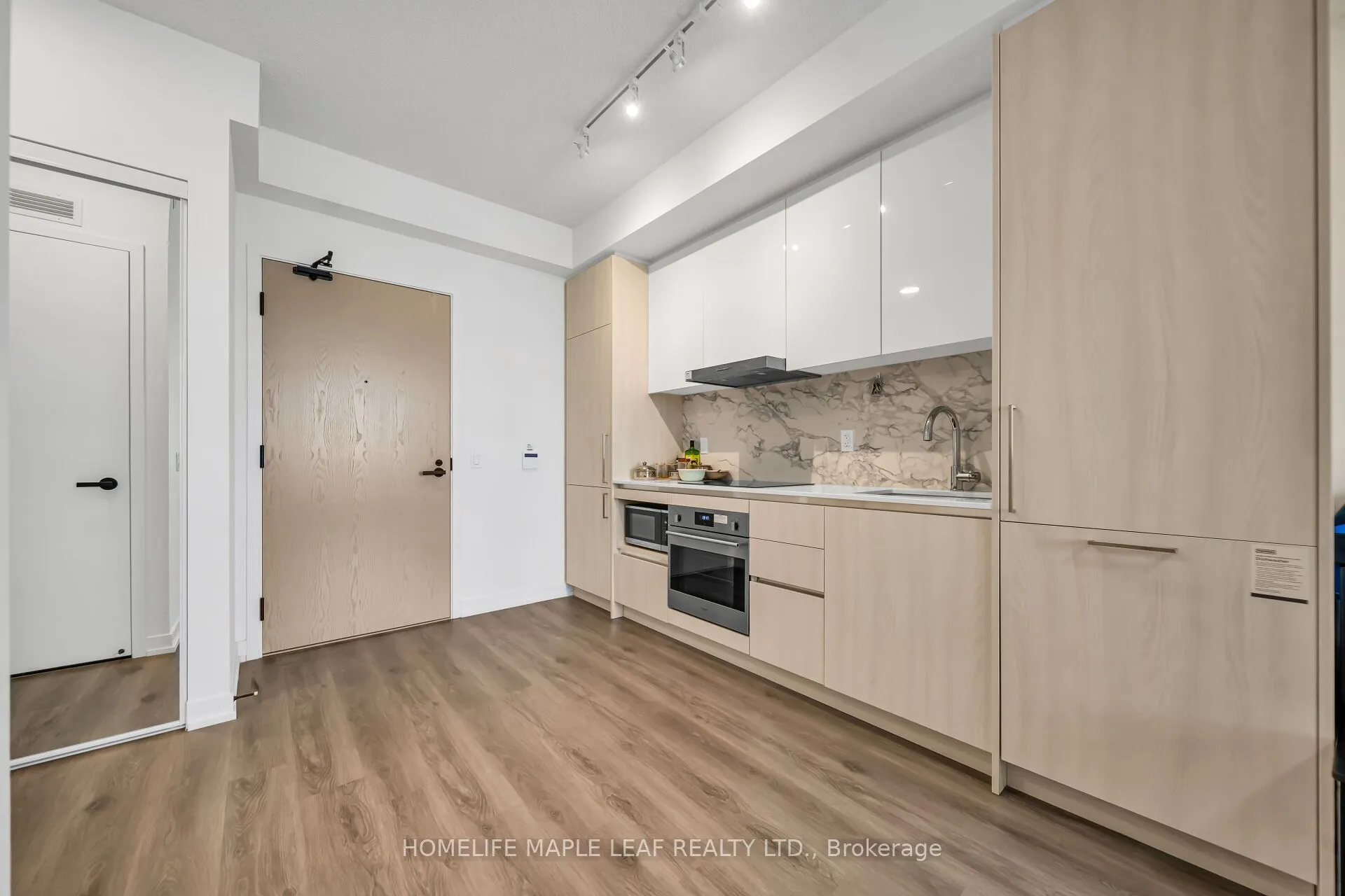 225 Commerce Street #2211