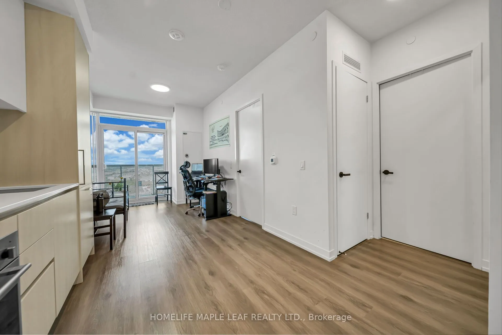225 Commerce Street #2211