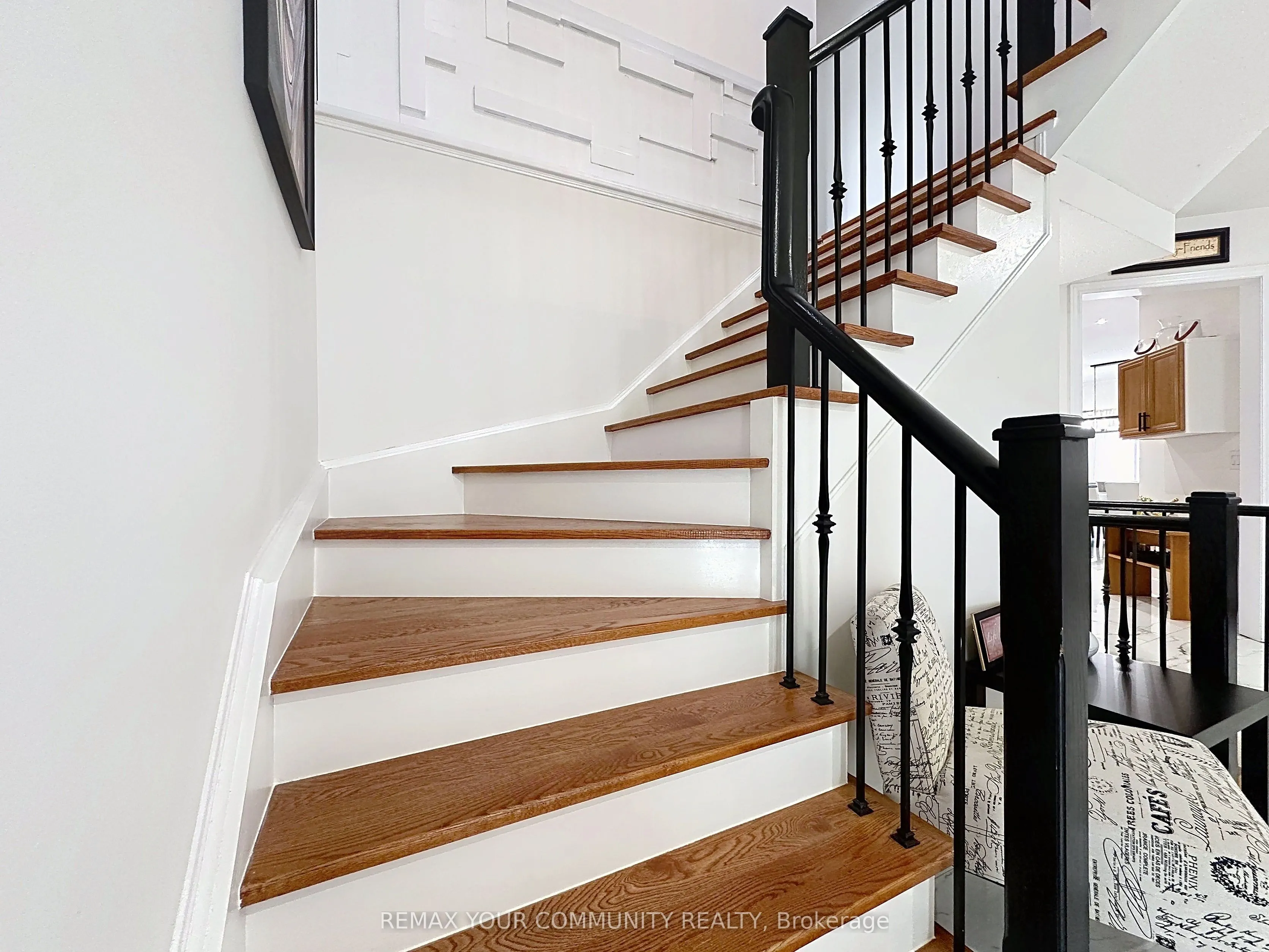 15 Bellefontaine Court