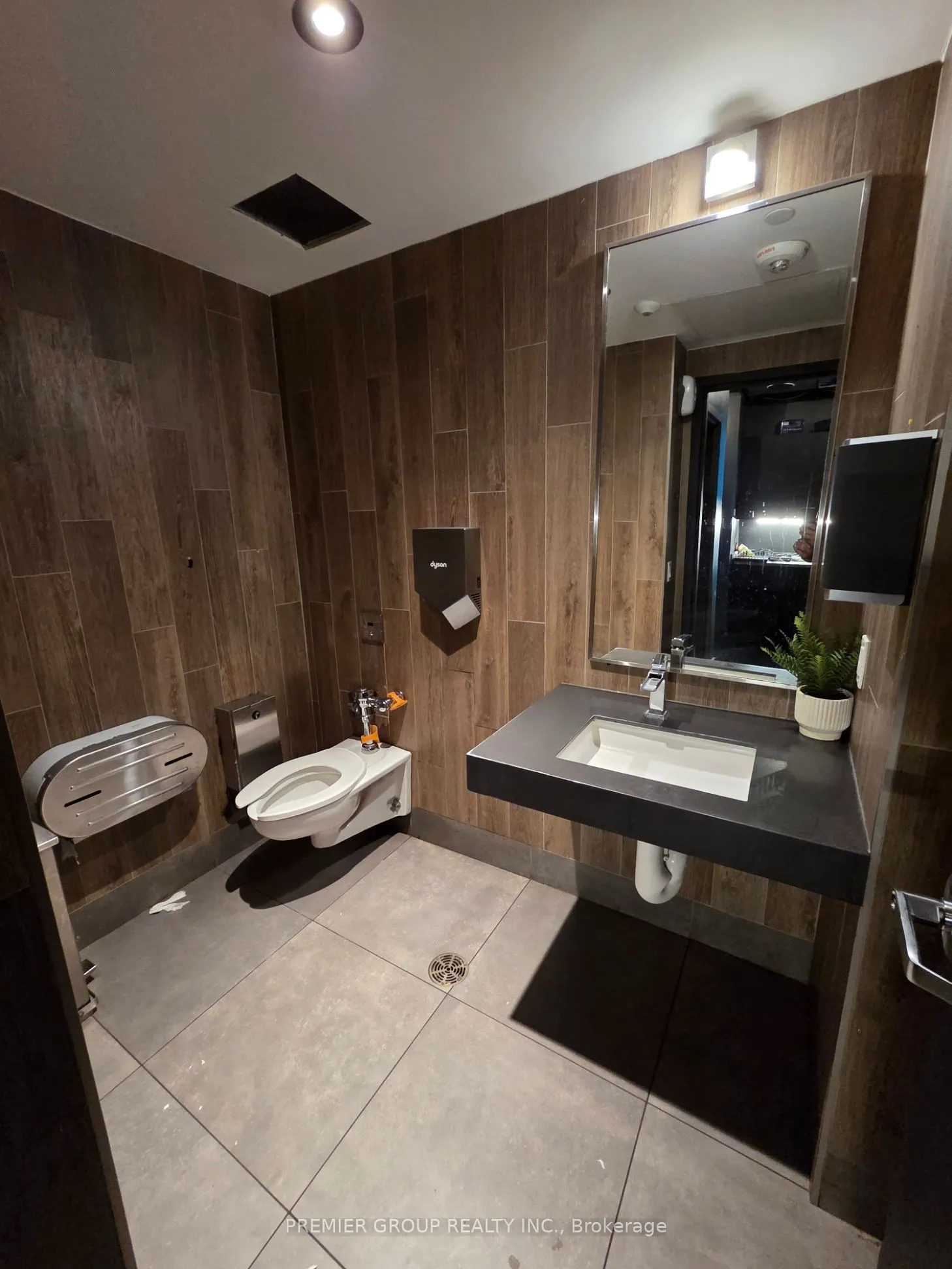 550 Highway 7 E #281-283