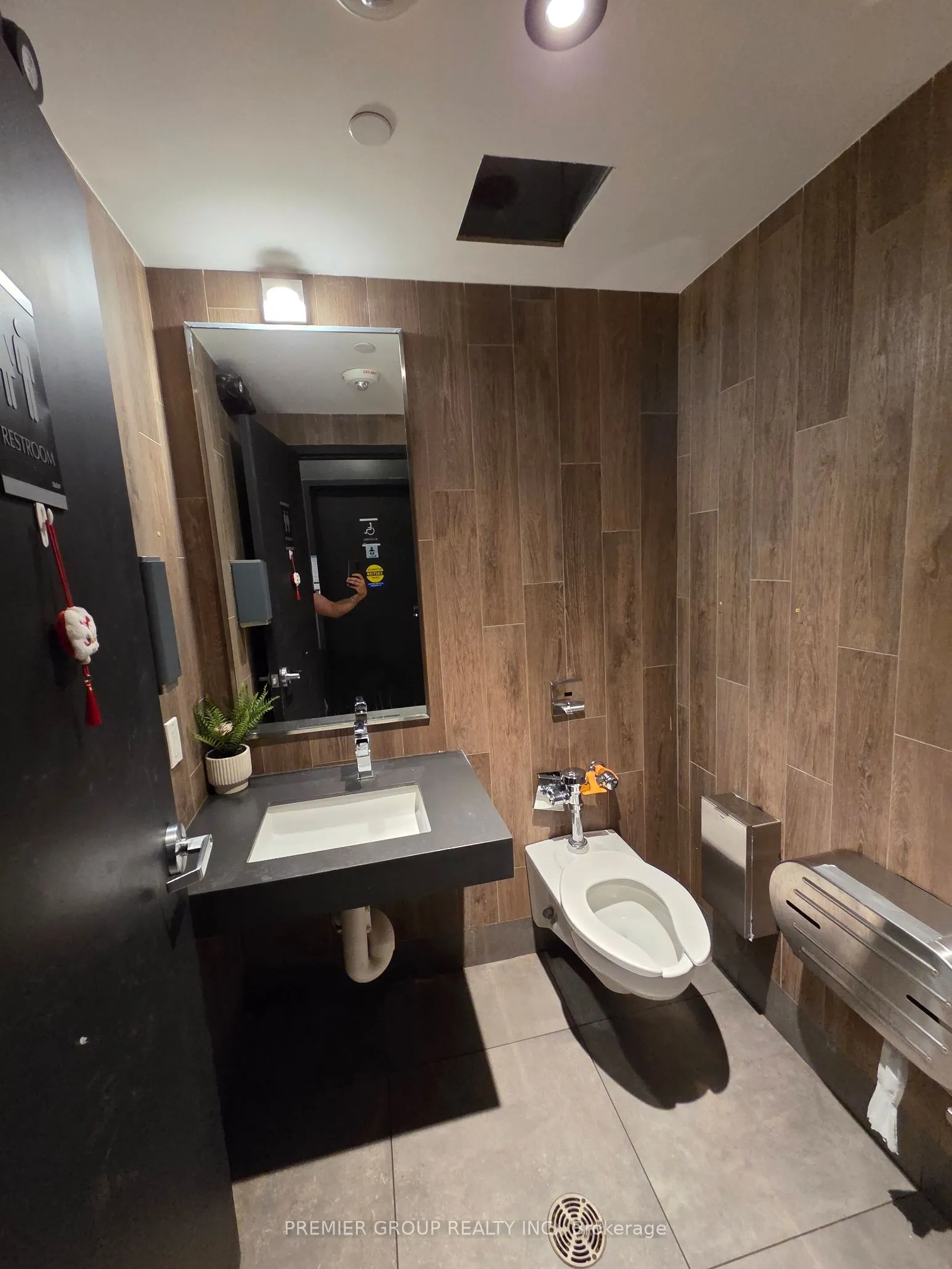 550 Highway 7 E #281-283