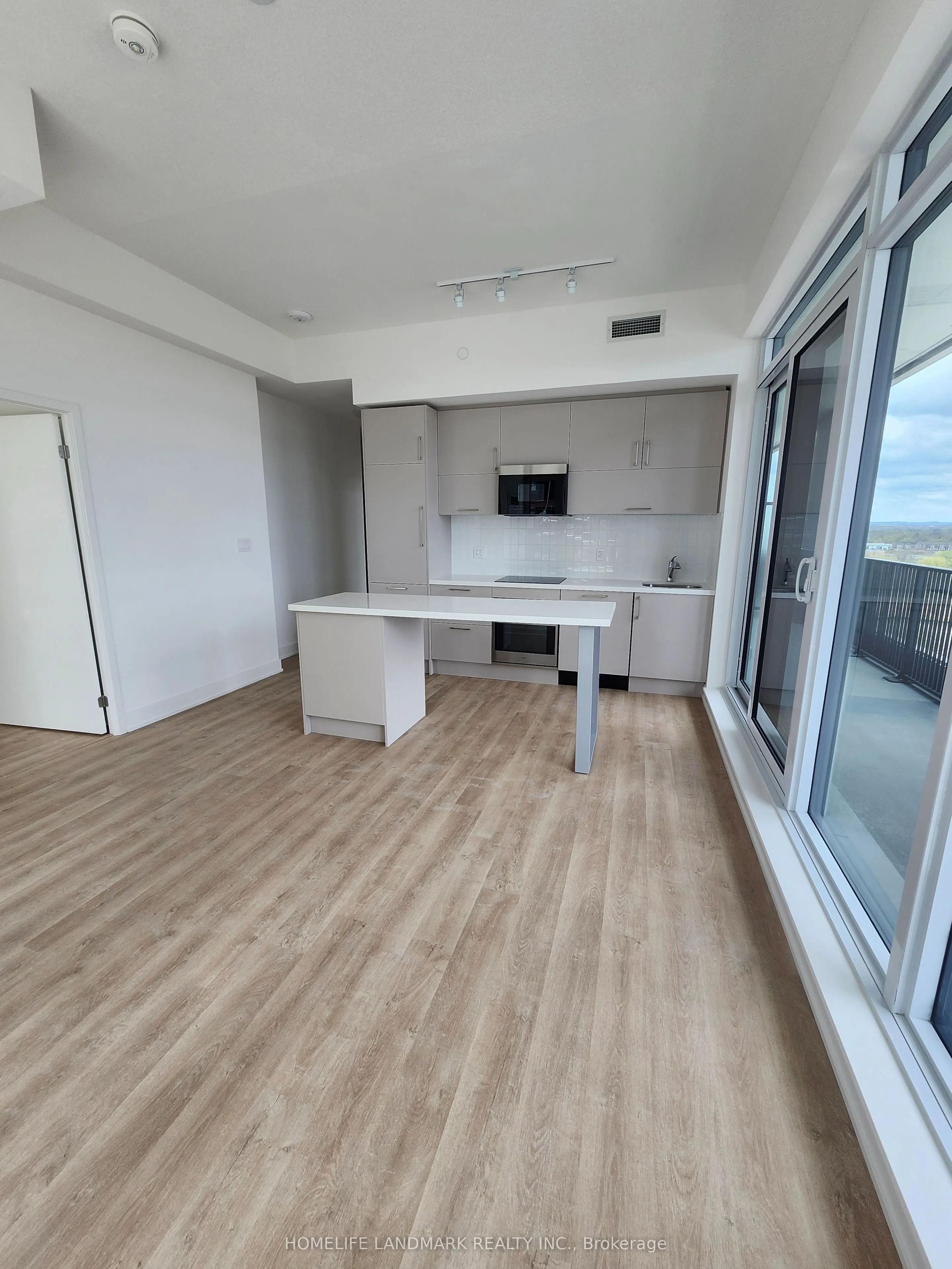 56 Andre De Grasse Street #E920