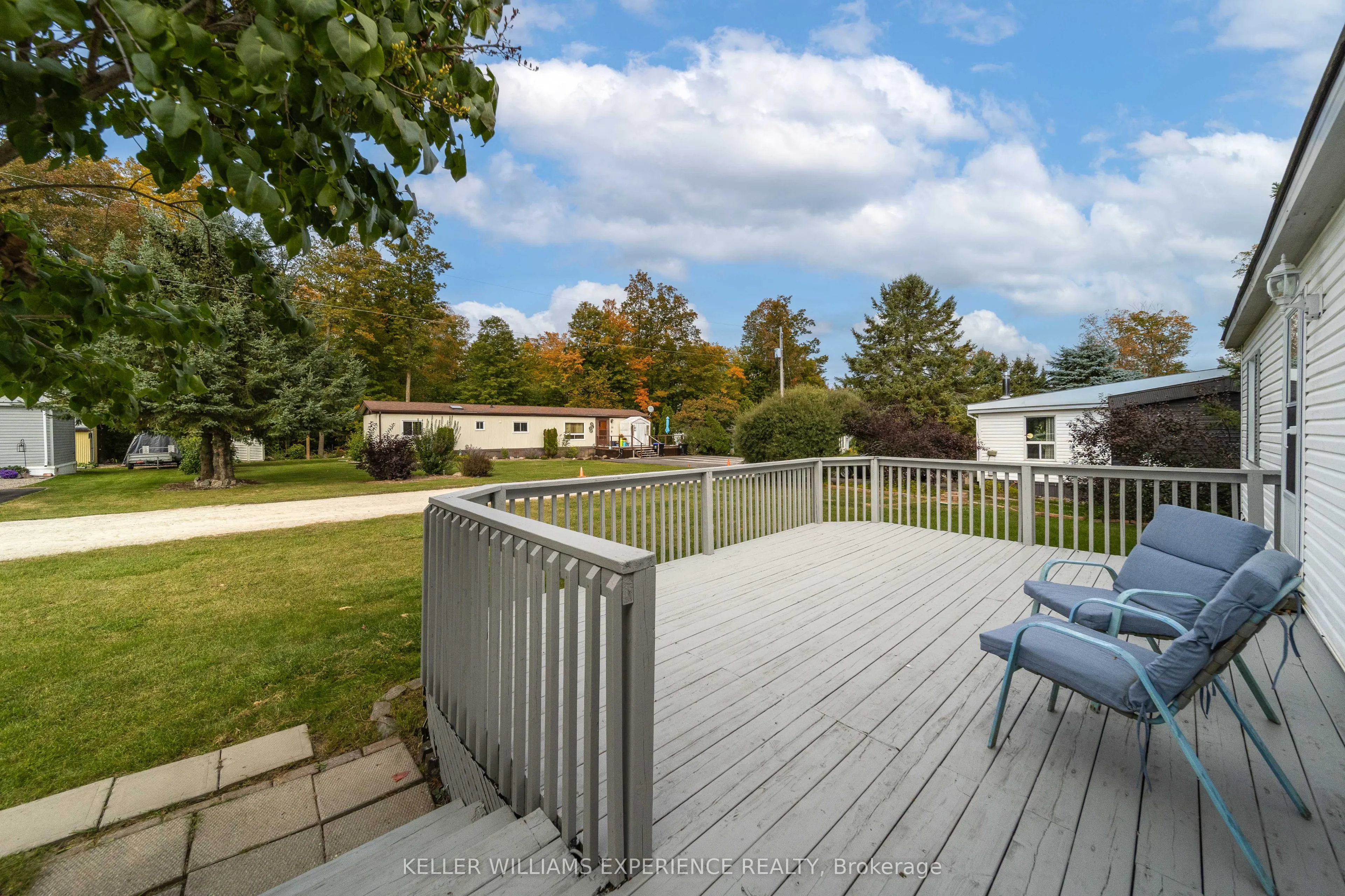 4976 25th Sideroad #27