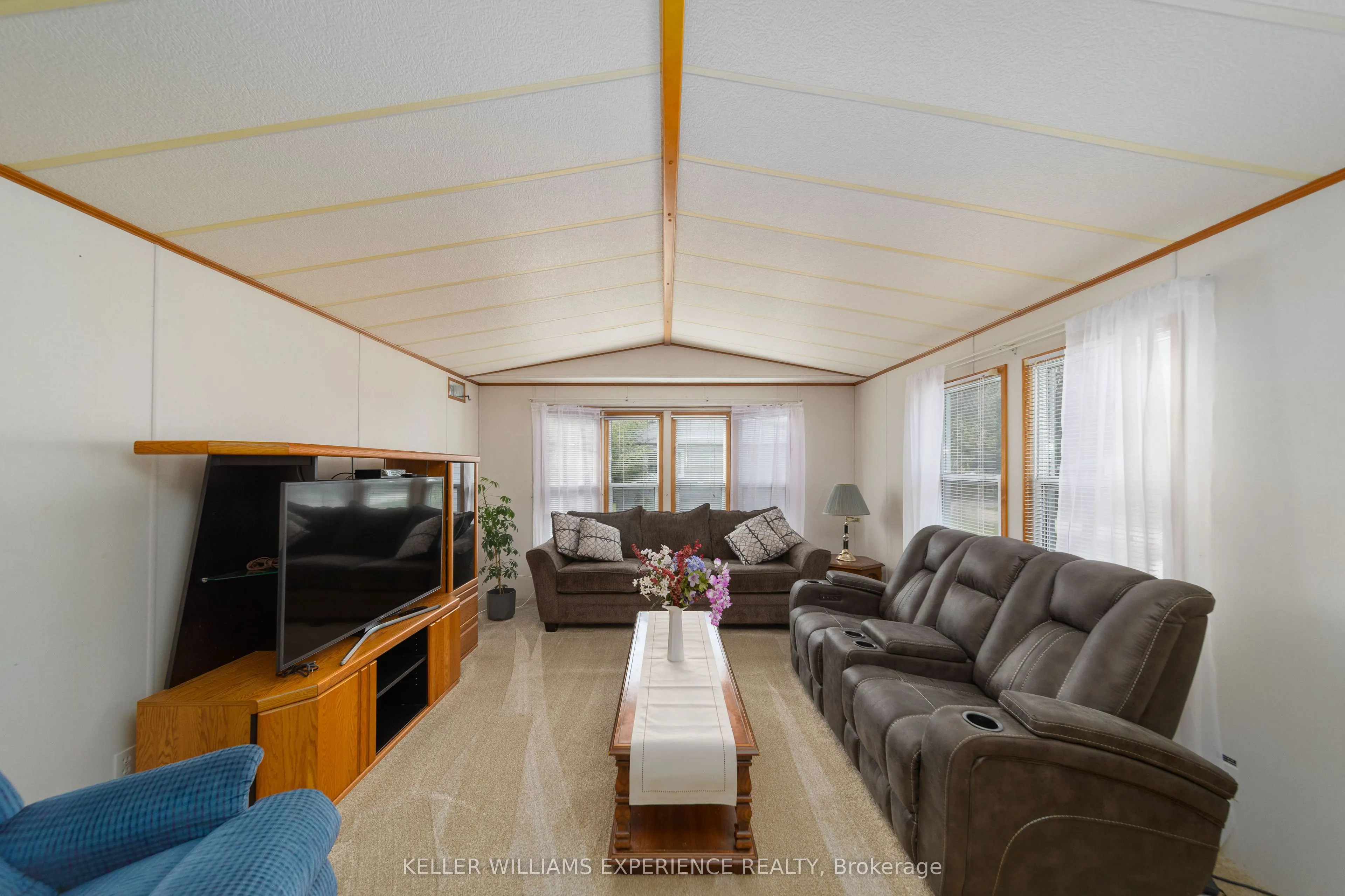 4976 25th Sideroad #27