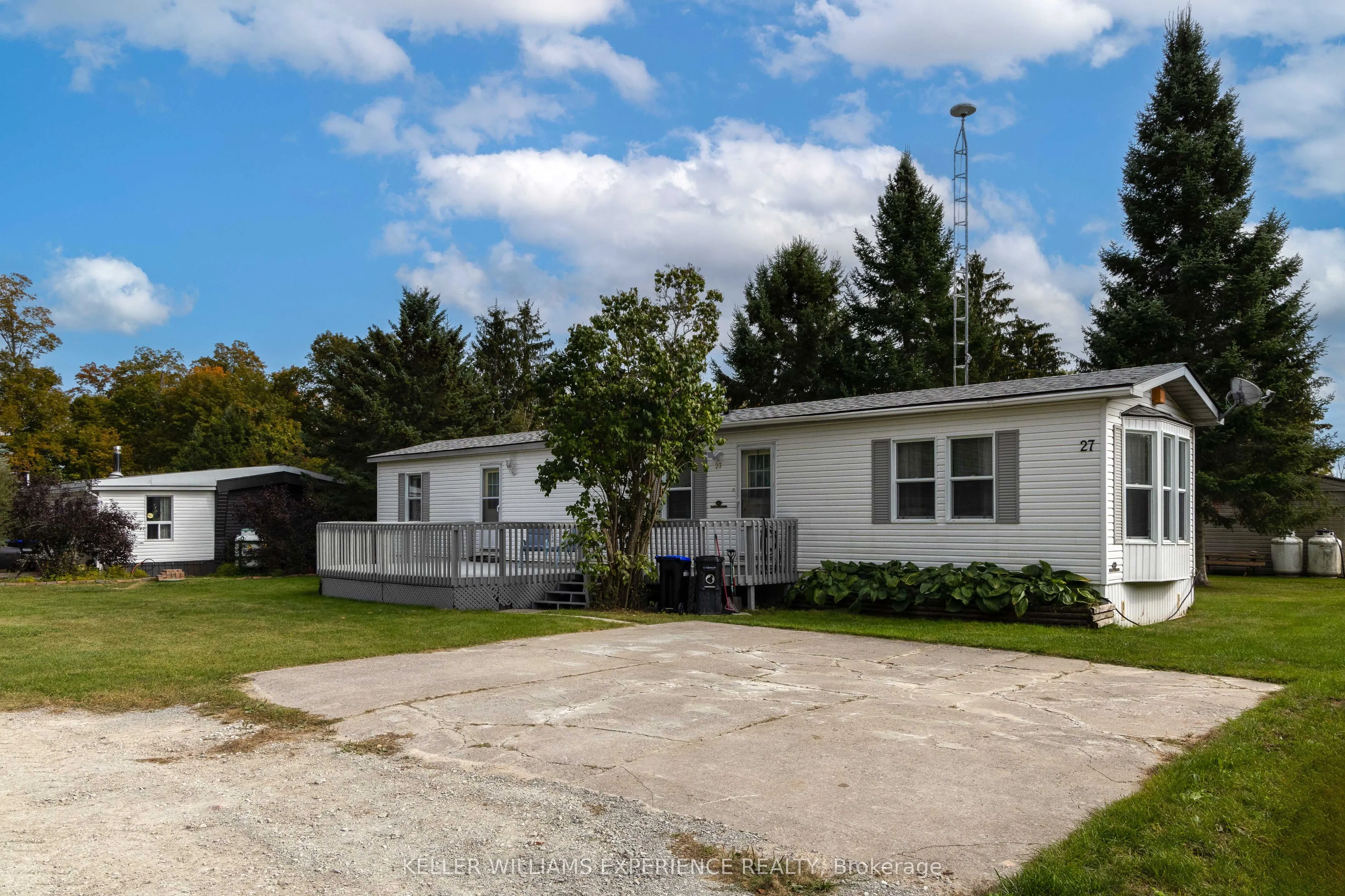 4976 25th Sideroad #27