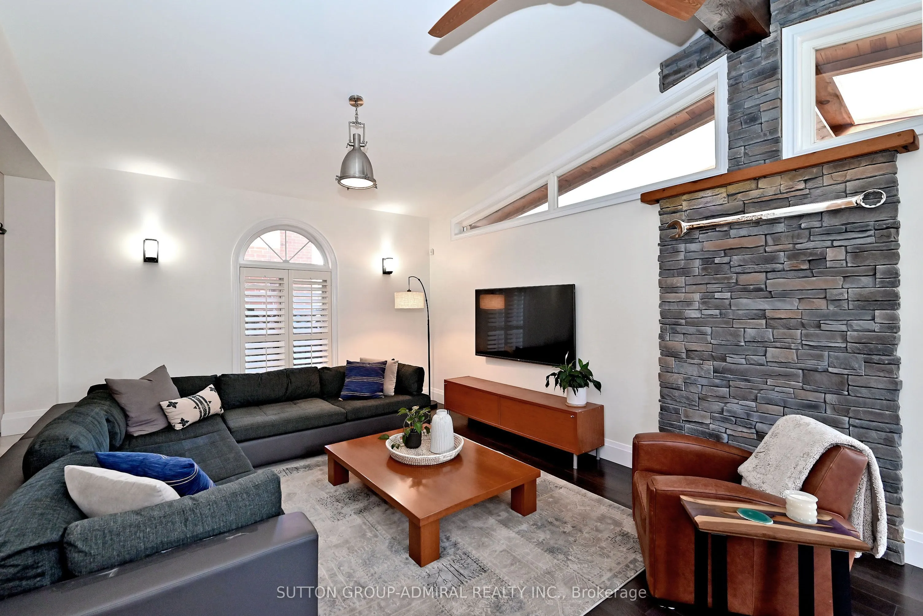 62 Castlehill Road
