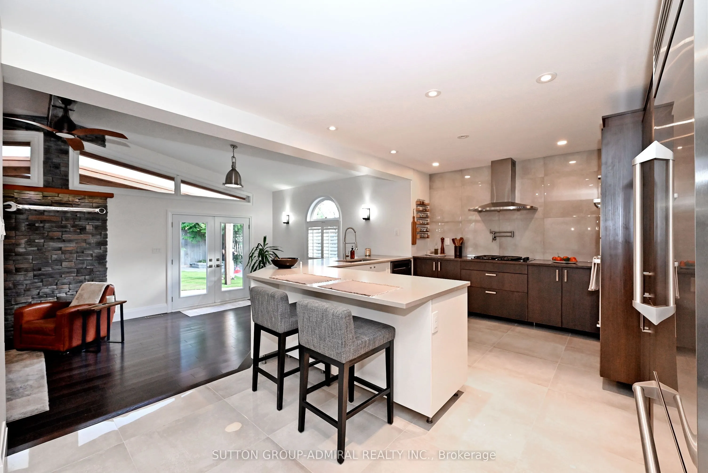 62 Castlehill Road