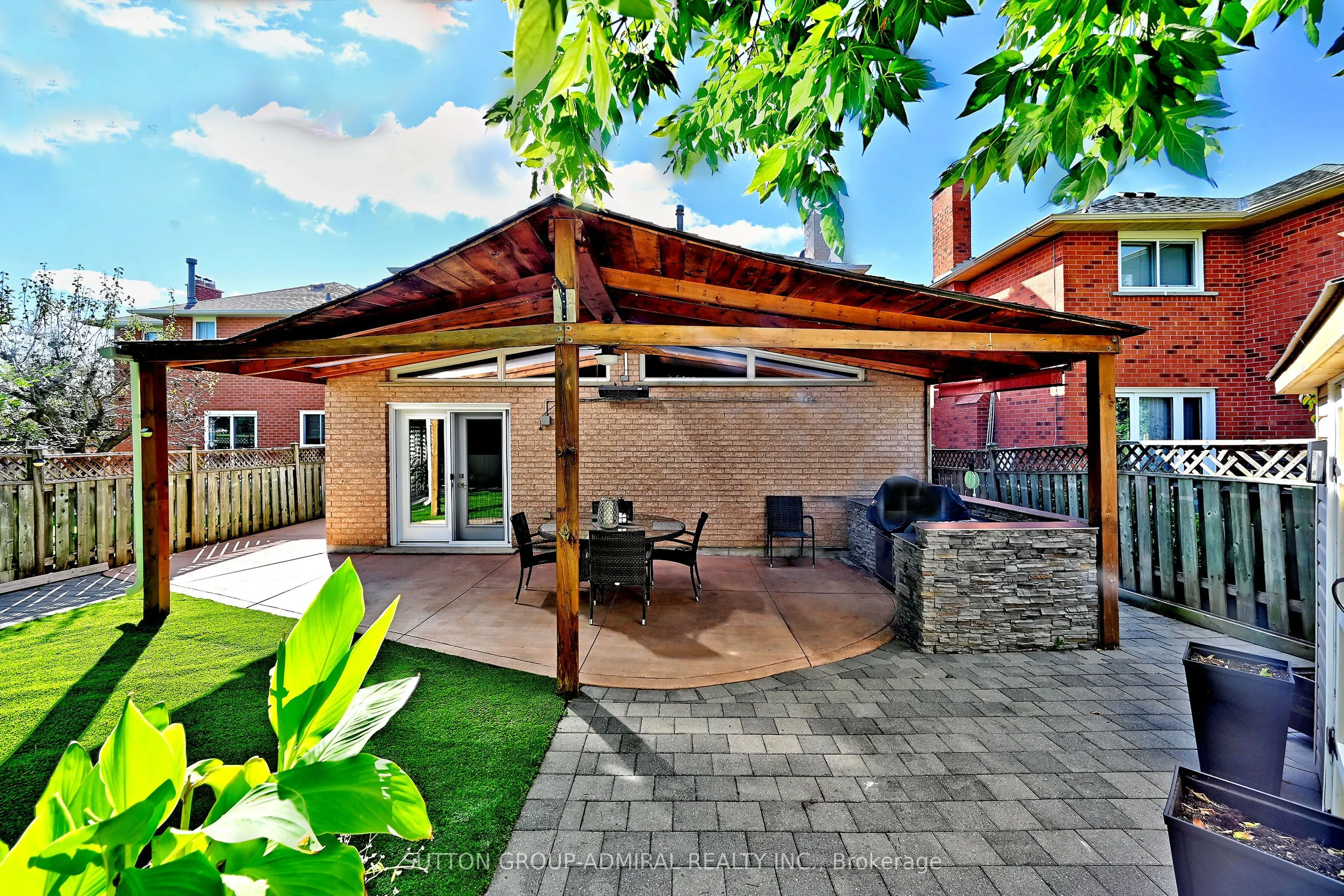 62 Castlehill Road
