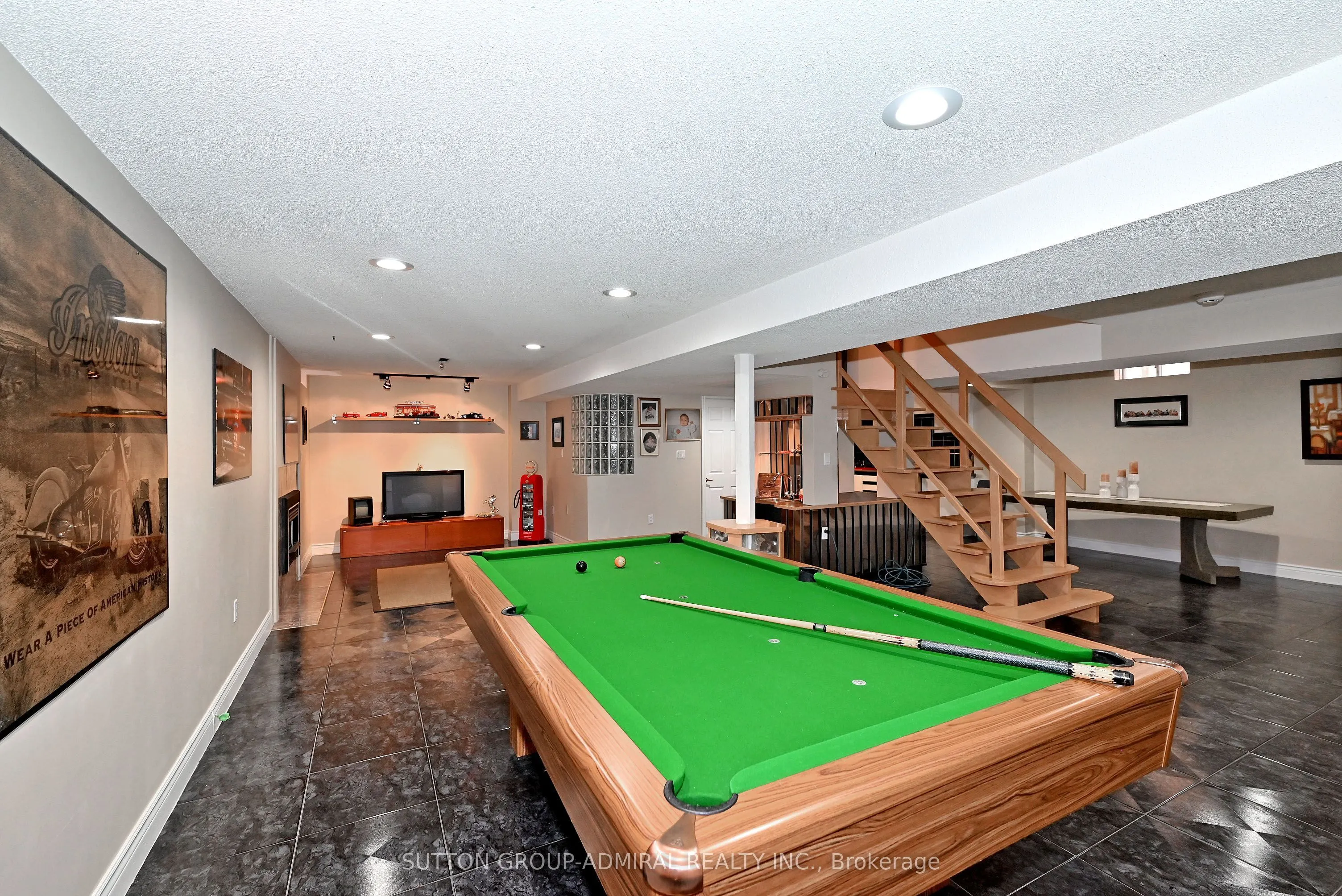 62 Castlehill Road