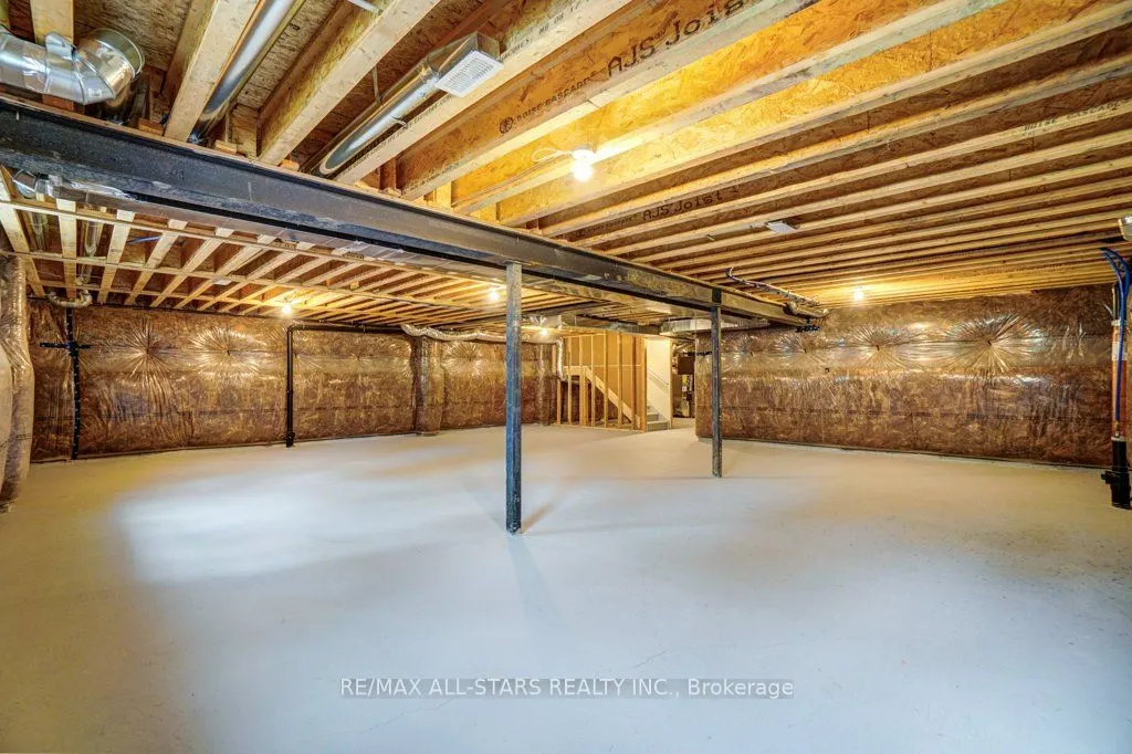 34 Hildred Cushing Way